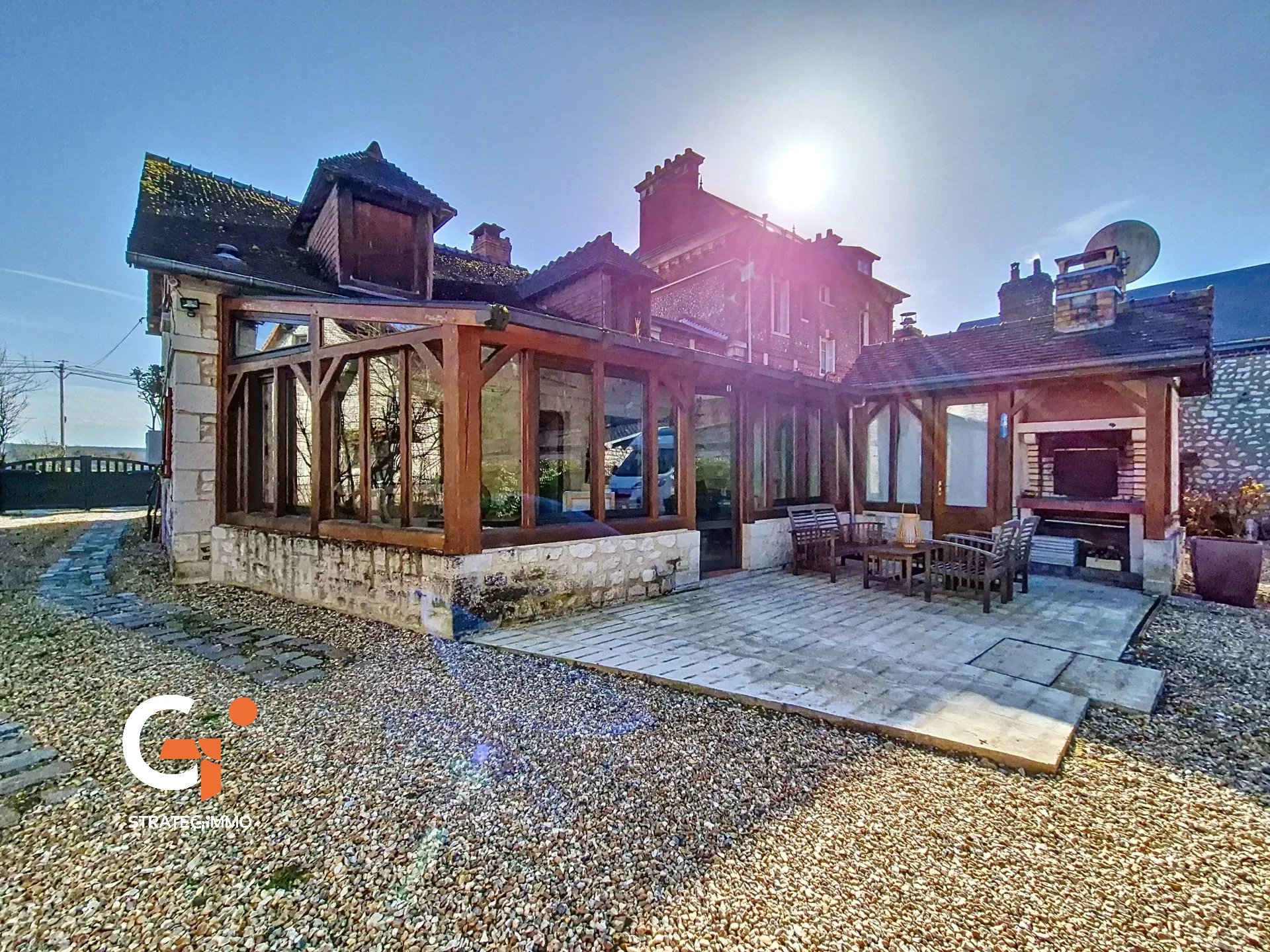 Maison de charme à Caumont avec piscine et belles prestations