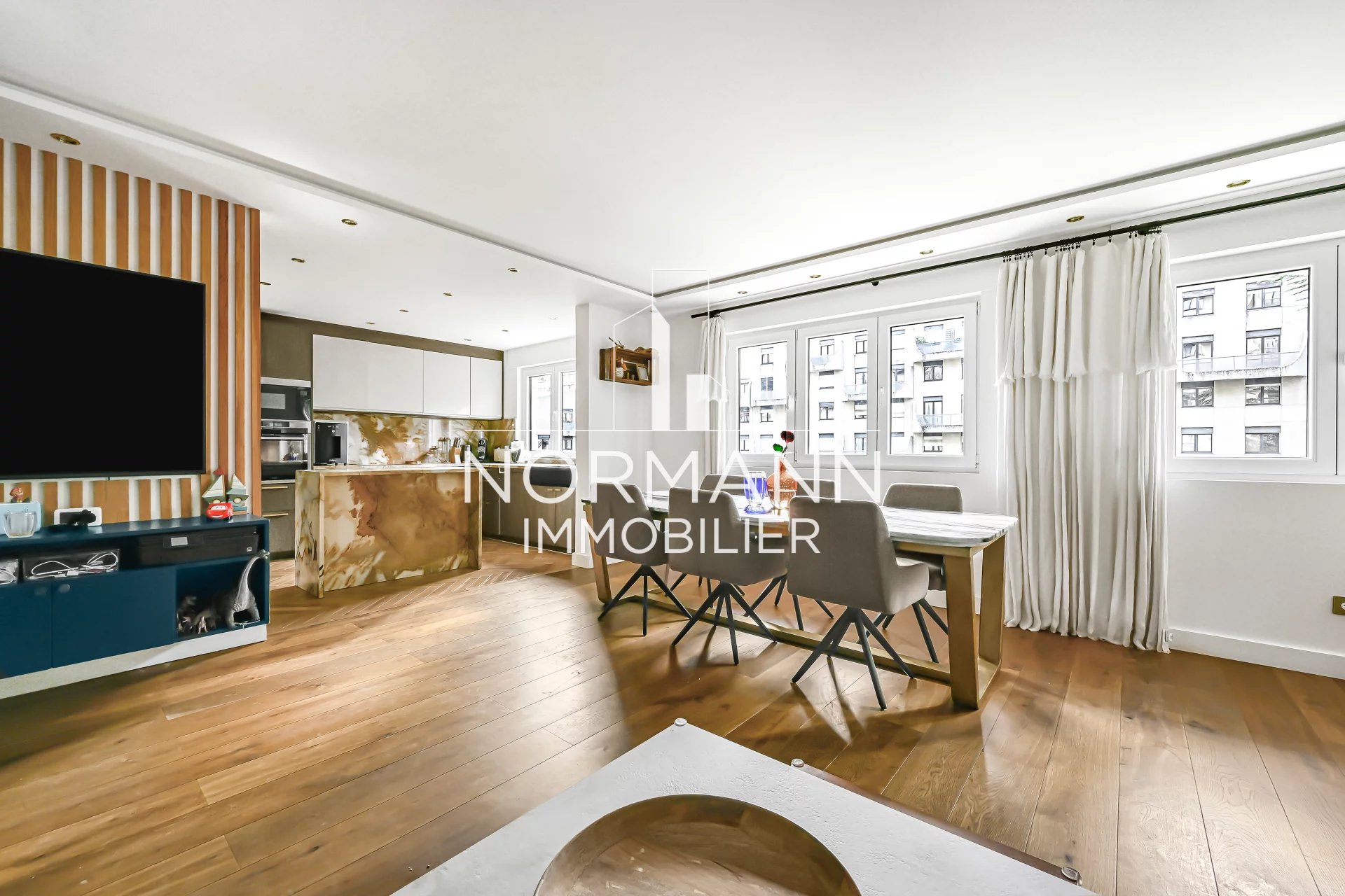 Agence immobilière de 