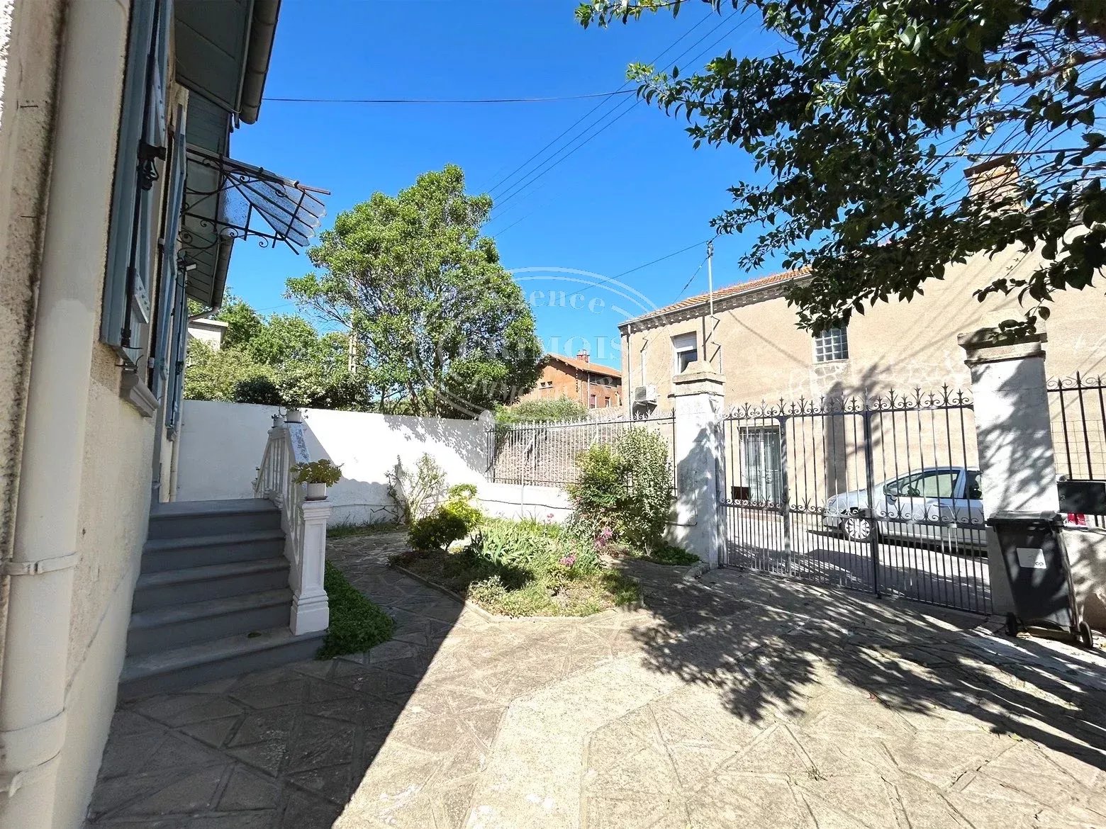 Maison 4 pièces 76m² terrain 568m²