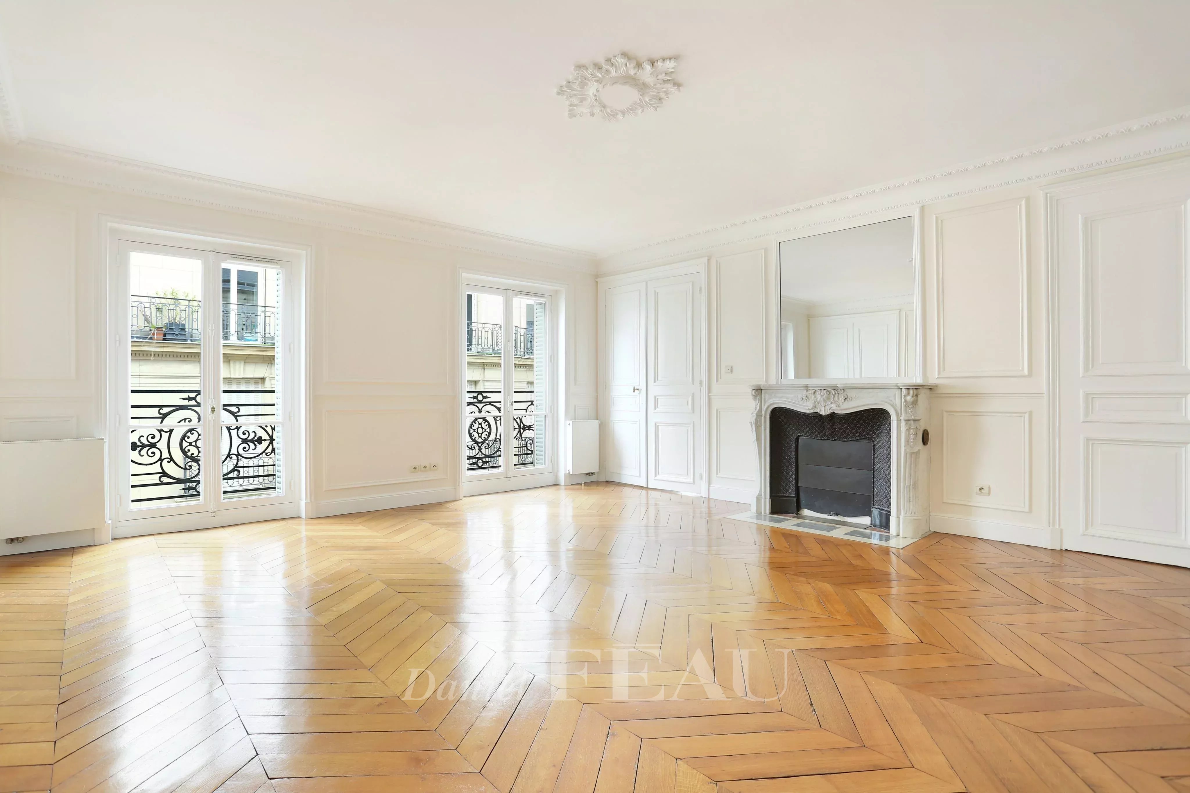 Rental Apartment Paris 8th