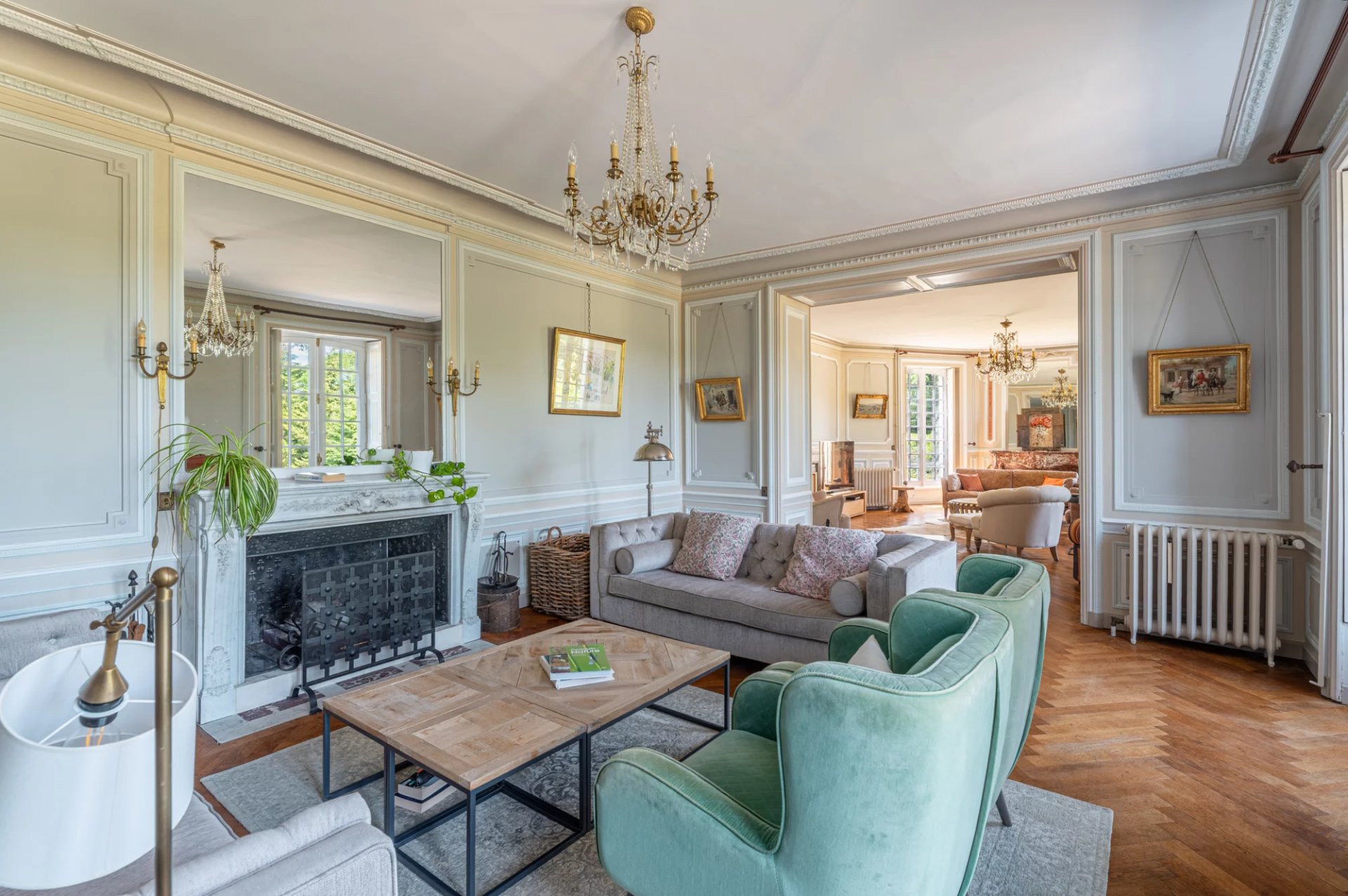 16 Bedroom Chateau's Image 13