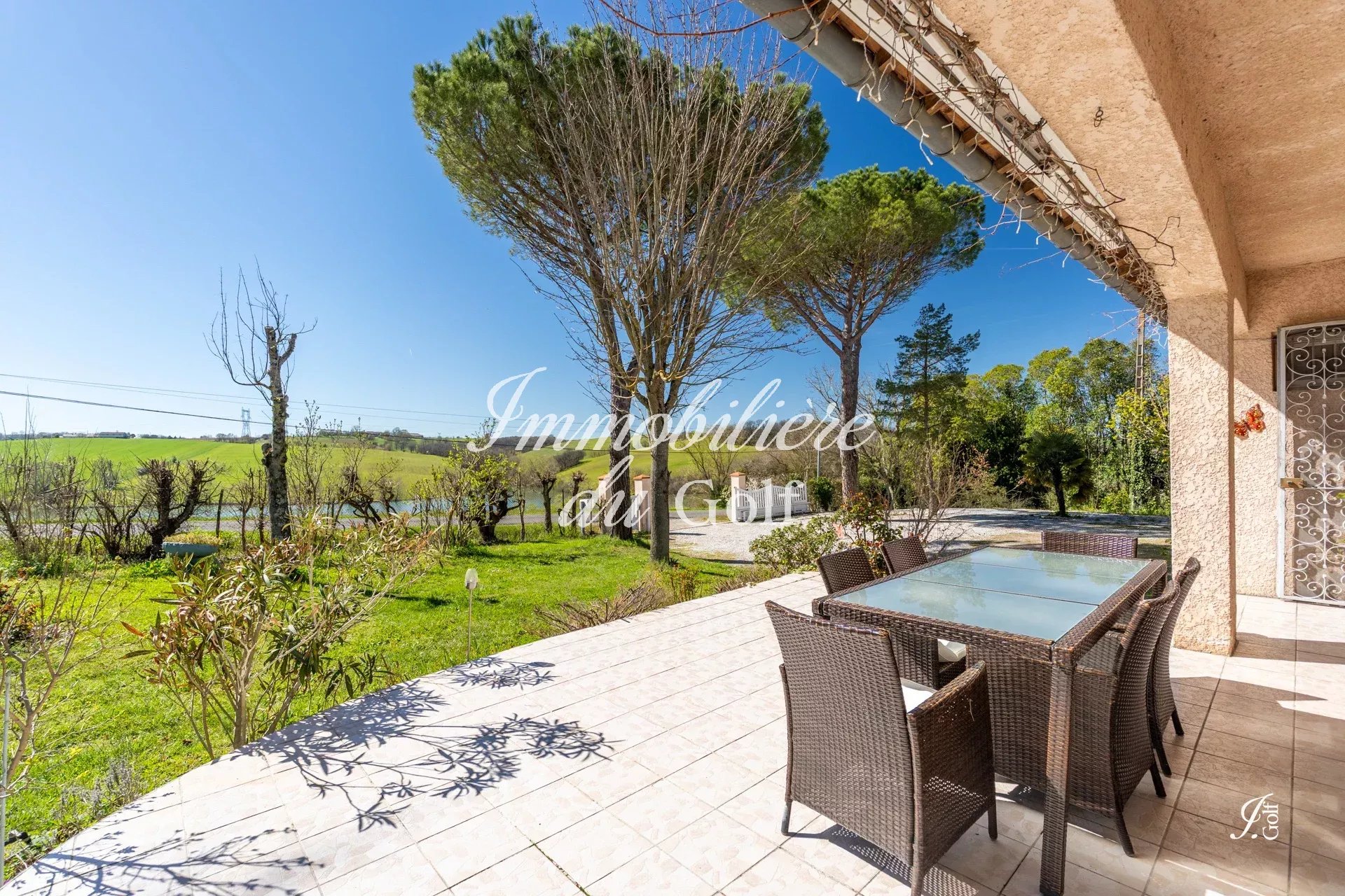 LE HAVRE DE PAIX -  Maison de 272m2 - Piscine - Terrain de pétanque - Jardin -  31570 Bourg Saint Bernard