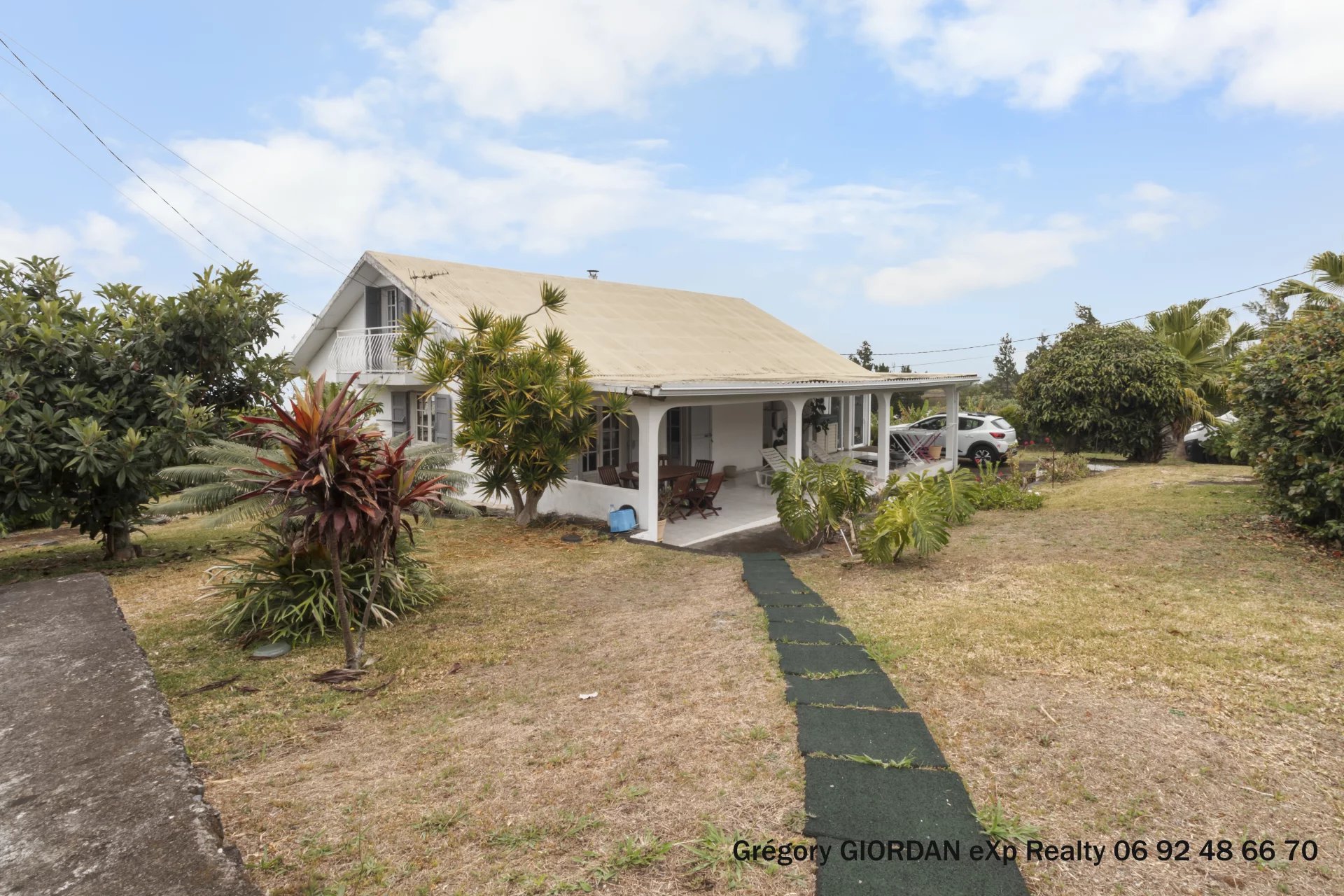 Maison Tampon 6/7 pièces sur terrain de 900m2