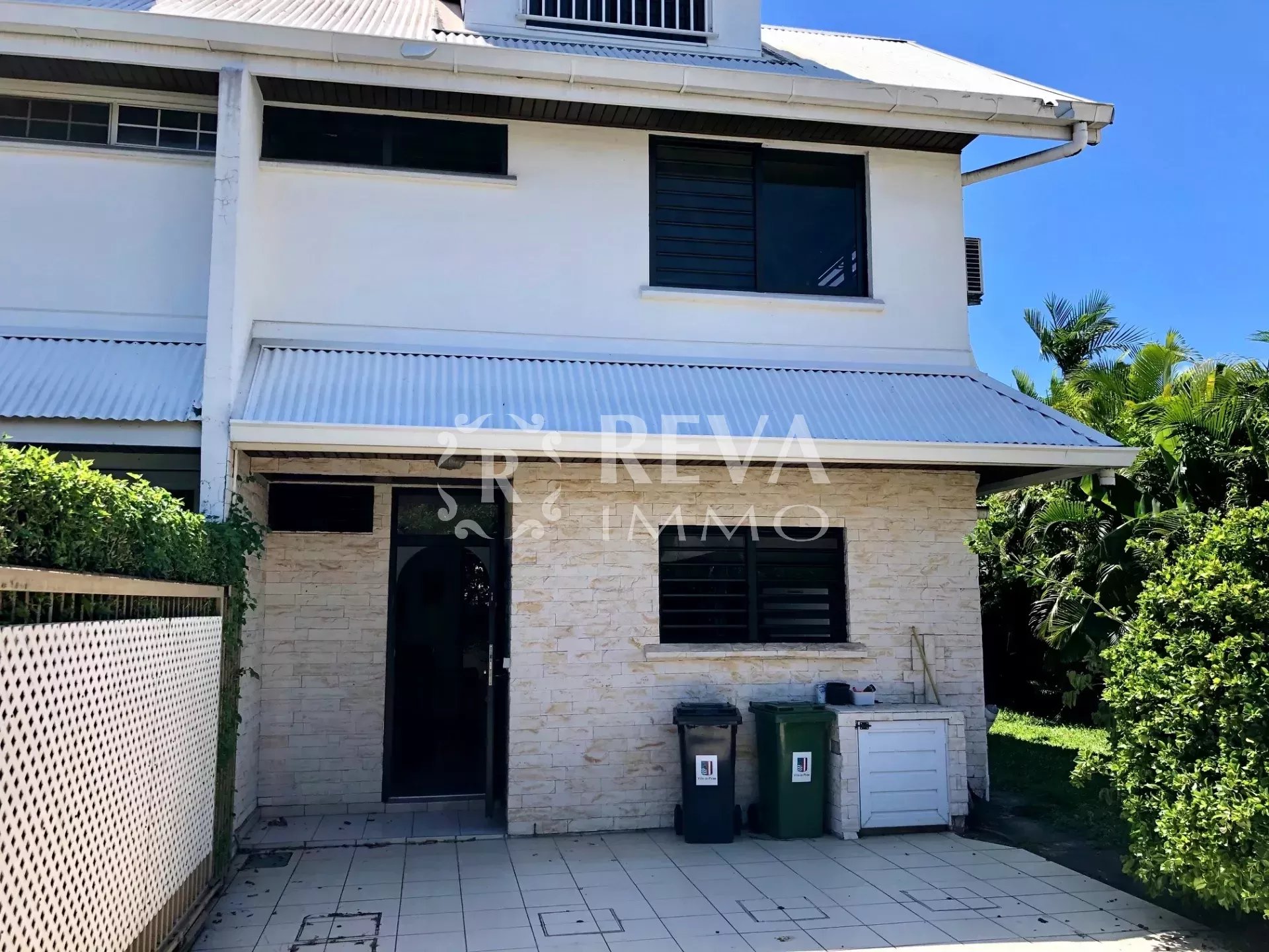 Location Appartement villa Pirae