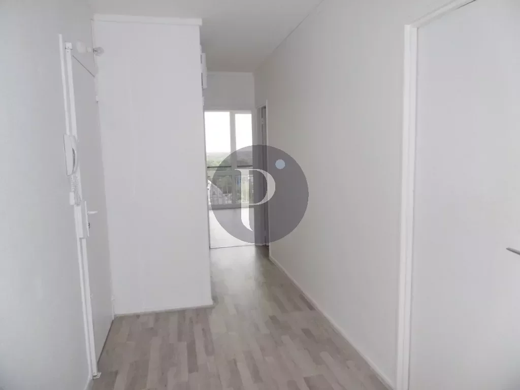location-appartement-3-pieces-meudon-la-foret-83867616