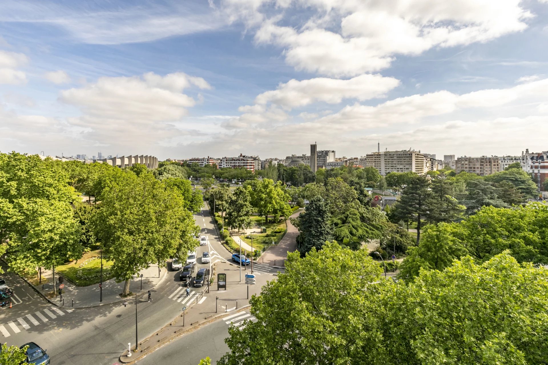 Paris 16 - South Auteuil - 2 bedrooms - Upper floor - Panoramic view - picture 3