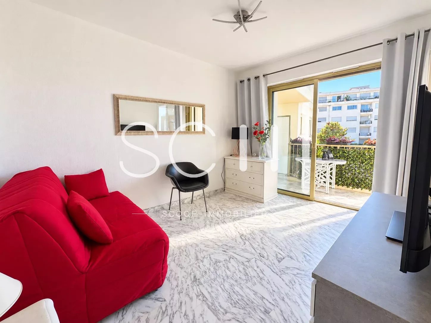 Appartement 1 pièce 21 m² · à Antibes · 21 m² · 165 000 €