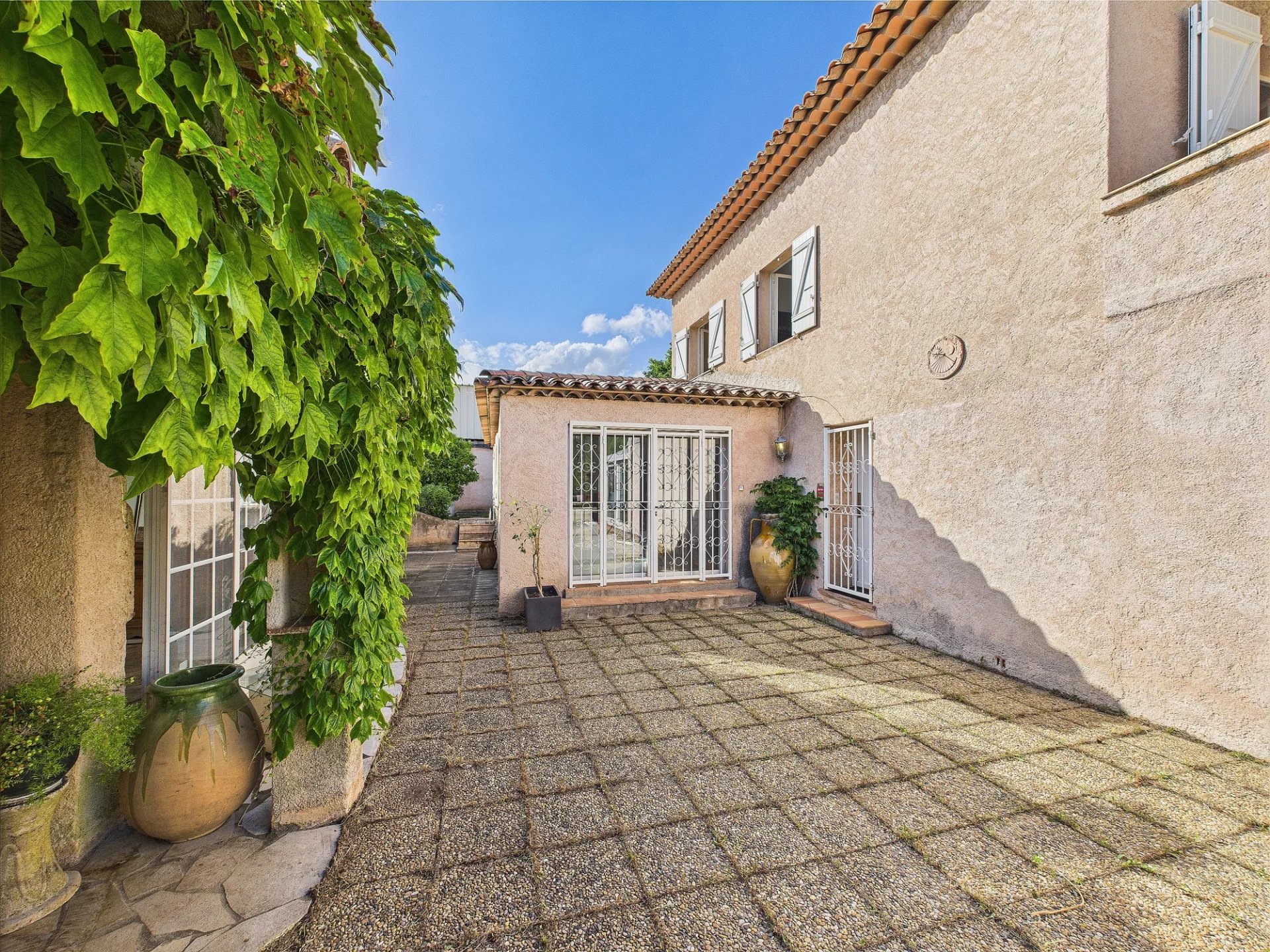 Achat Maison T5 à Fréjus (83600) - 164m²
