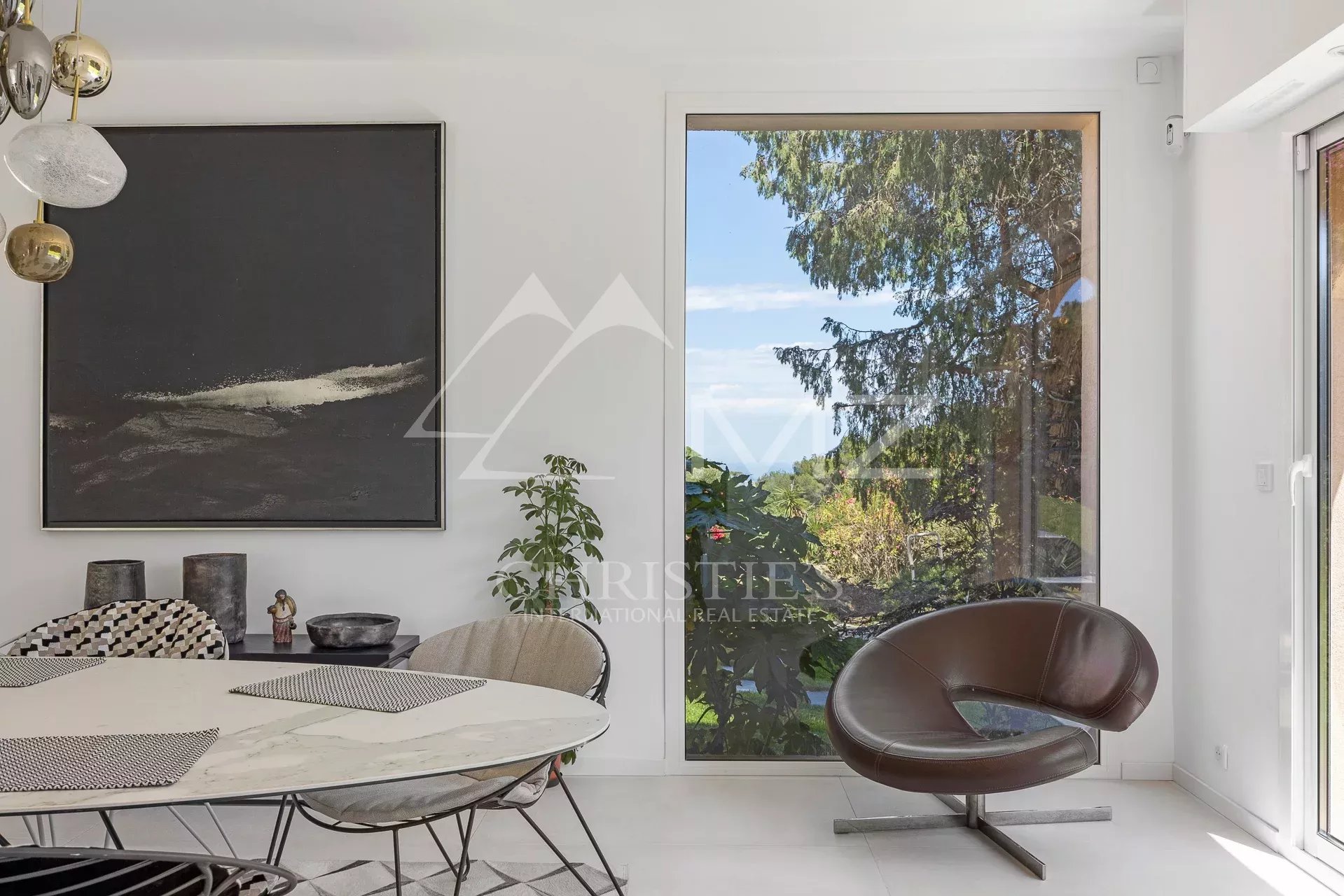 8 Bedroom Villa/Townhouse's Image 5