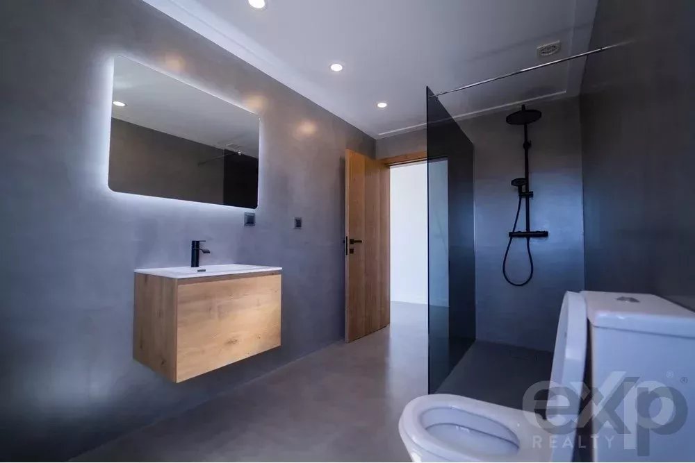 5 Bedroom Villa in Fonte Santa - Quarteira 85507729 image 21