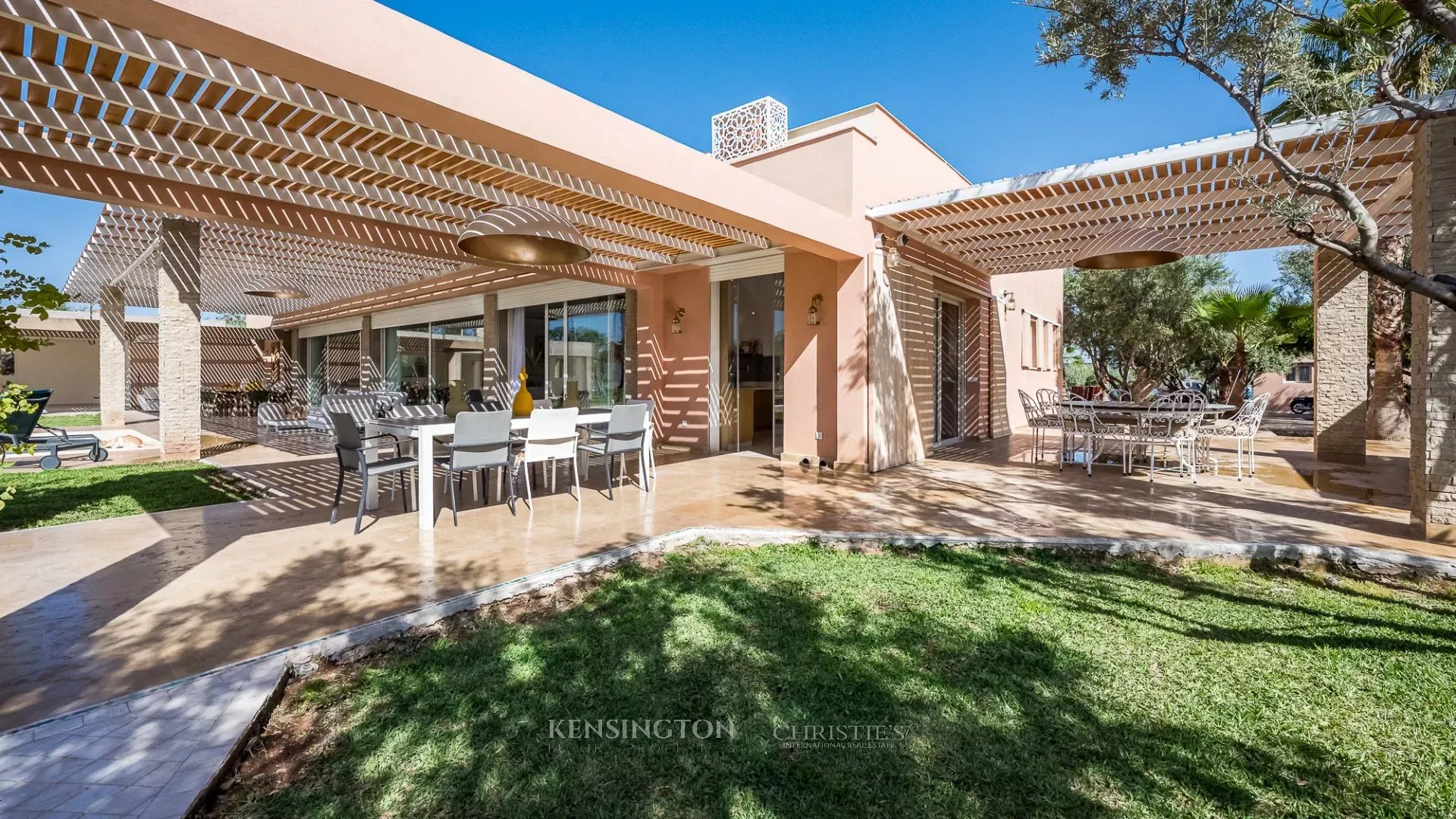 5 Bedroom Villa/Townhouse's Image 28