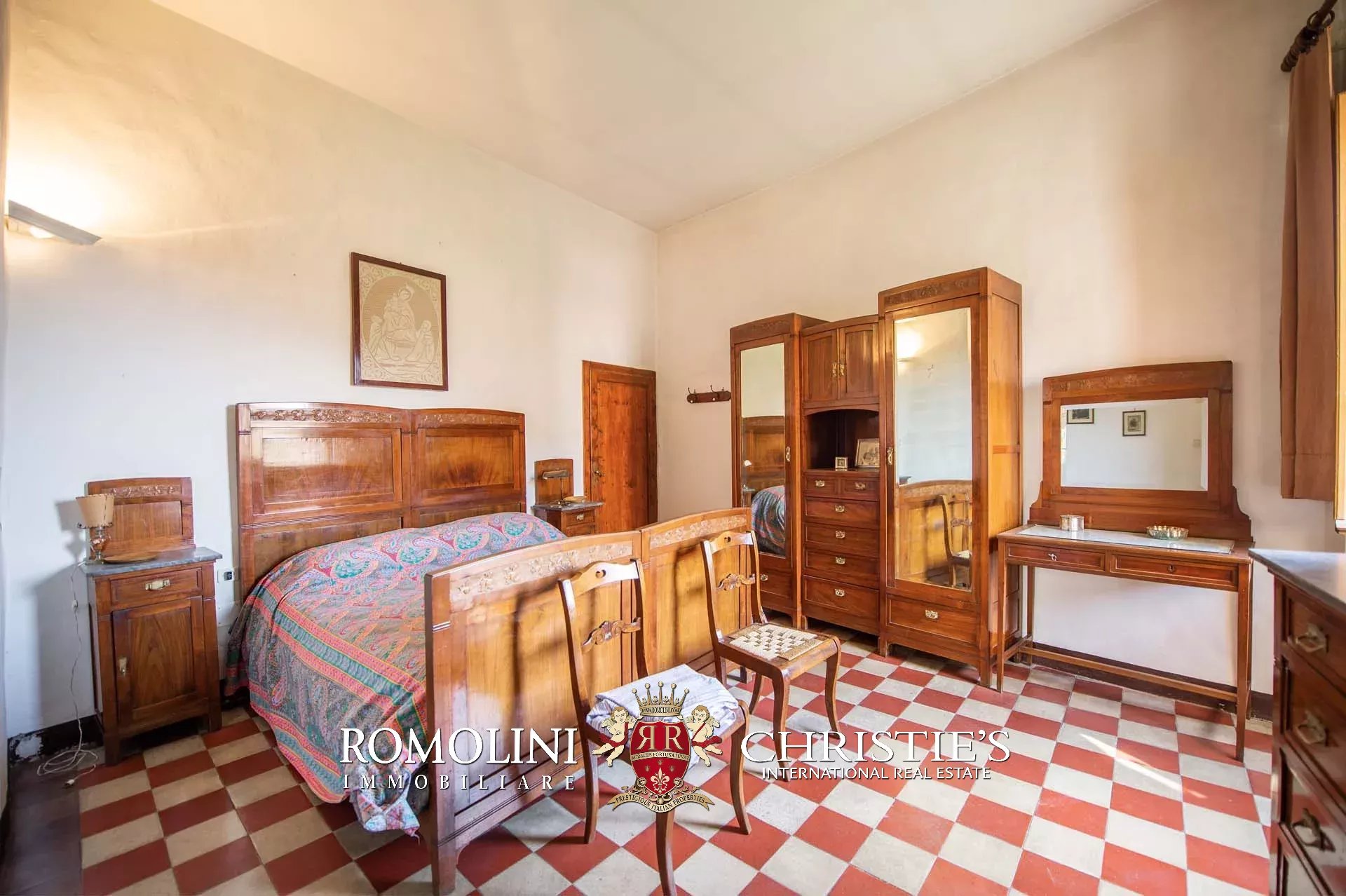 4 Bedroom Villa/Townhouse's Image 19