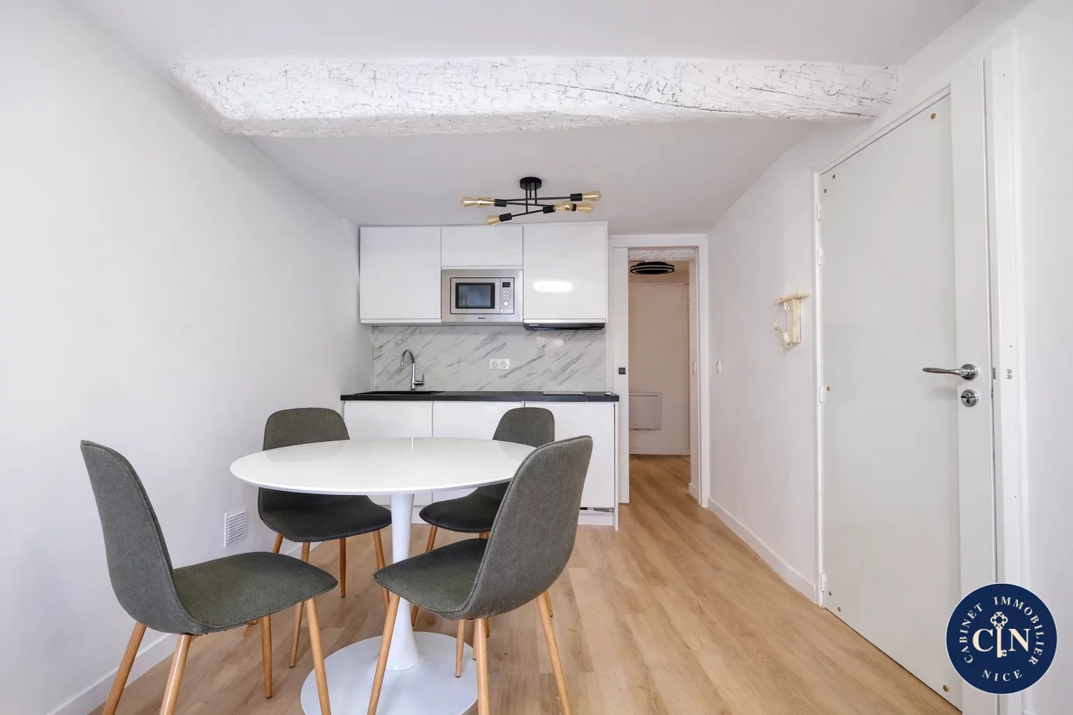 Appartement 2 pièces – Entièrement rénové – Centre-ville / Jean Jaurès - Photo 2