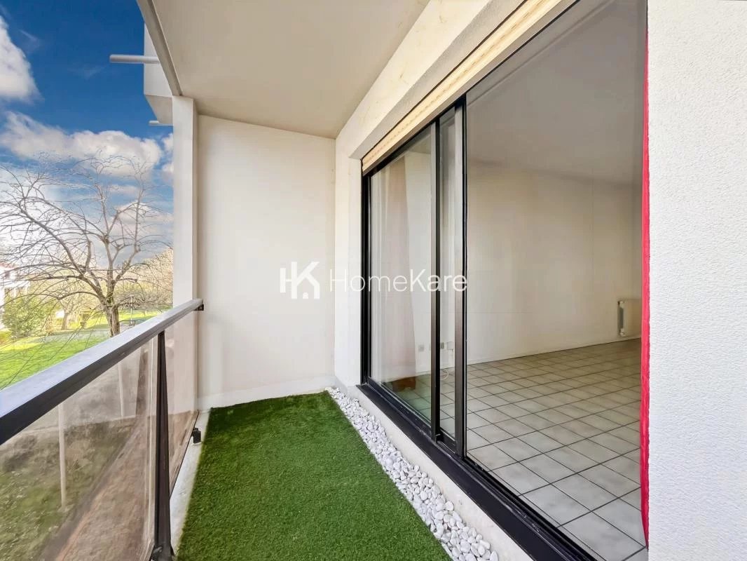 GRAND T2 AVEC BELLE VUE