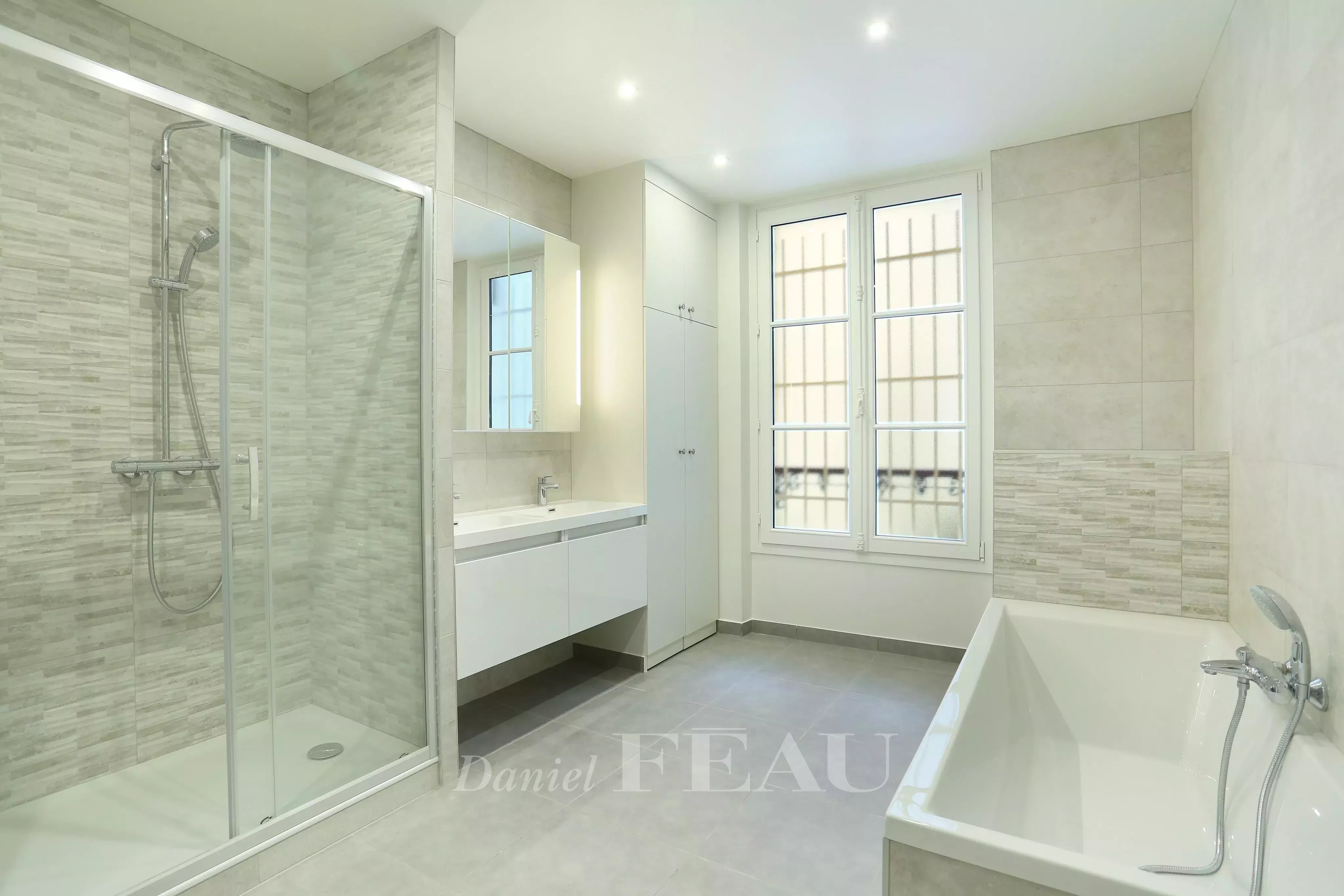 Location Appartement Paris 7ème