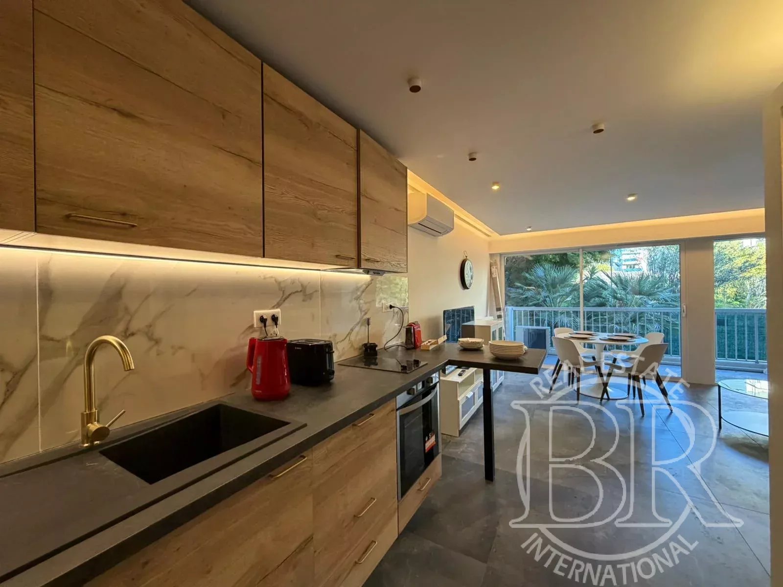 Agence immobilière de Beau Rivage