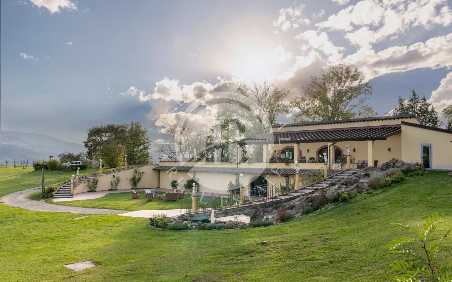 House in Florence - view 1