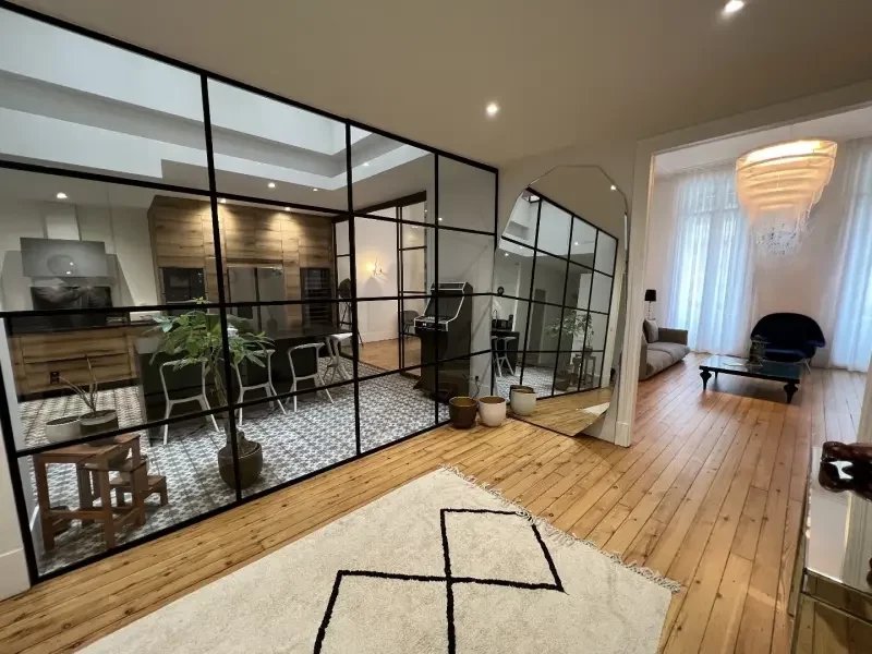 Agence immobilière de 