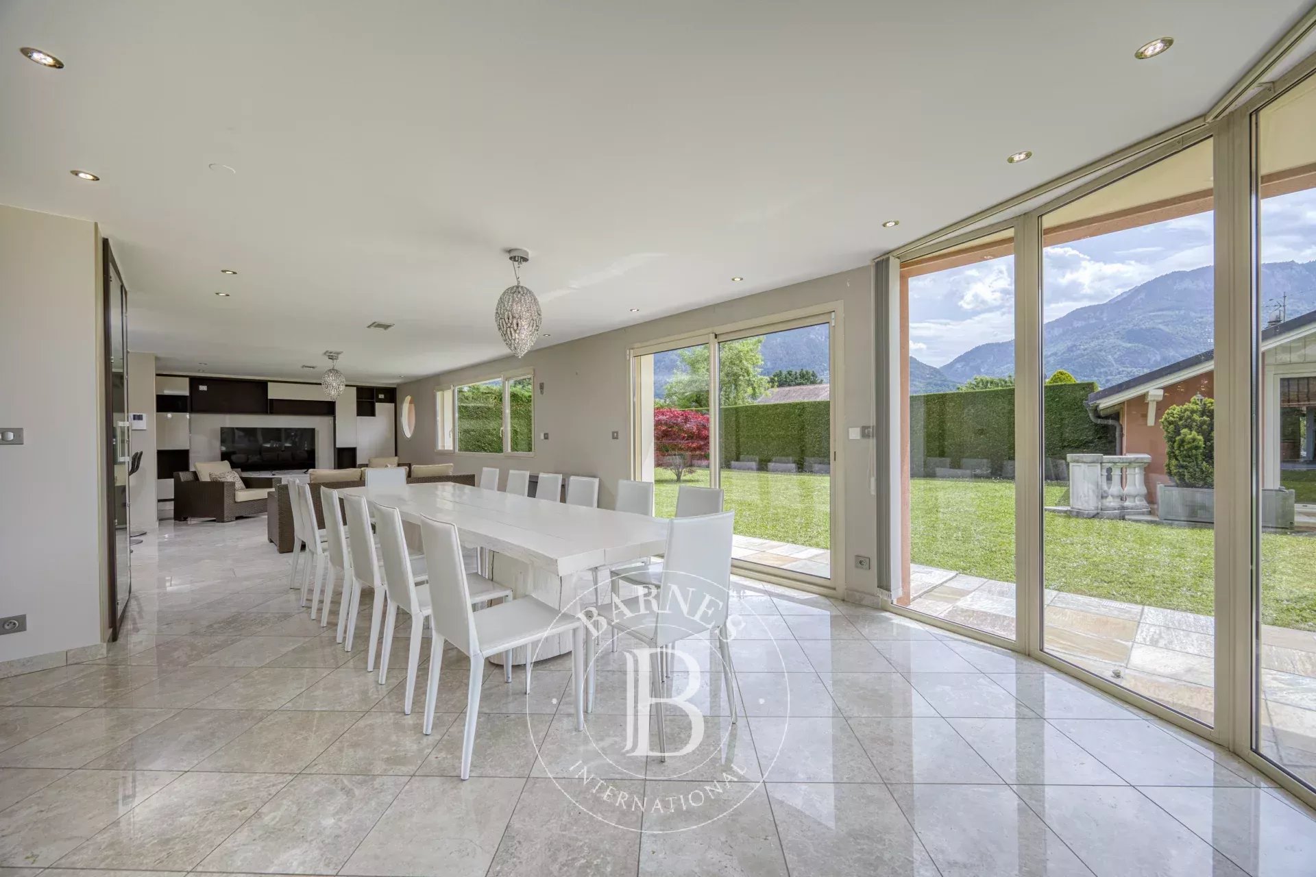 Ev Saint-Pierre-en-Faucigny - picture 8