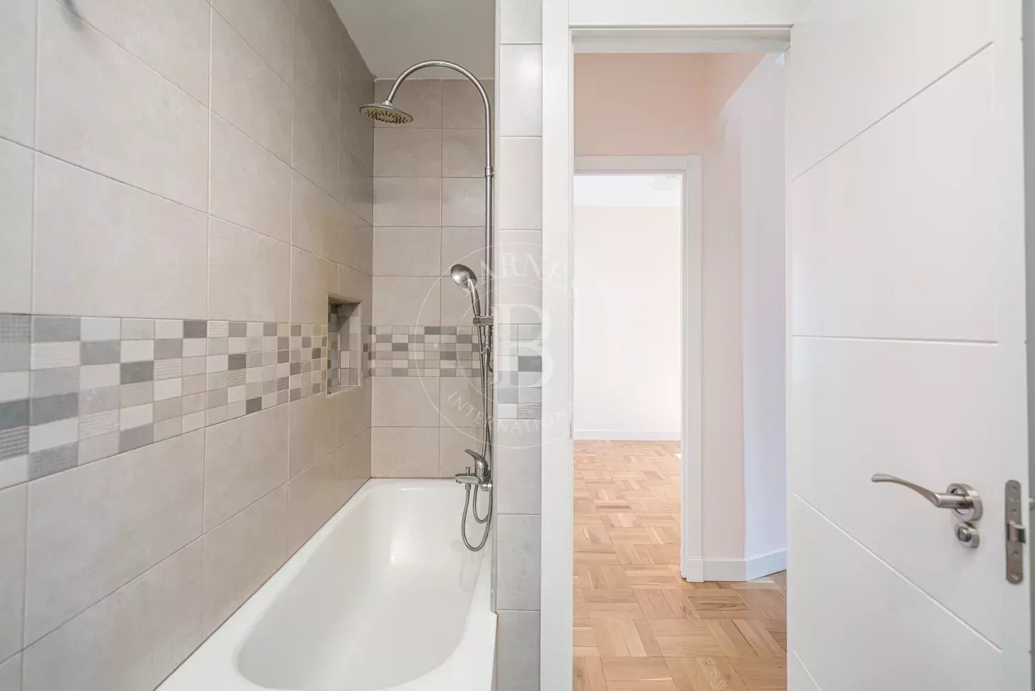 Daire Madrid - picture 10