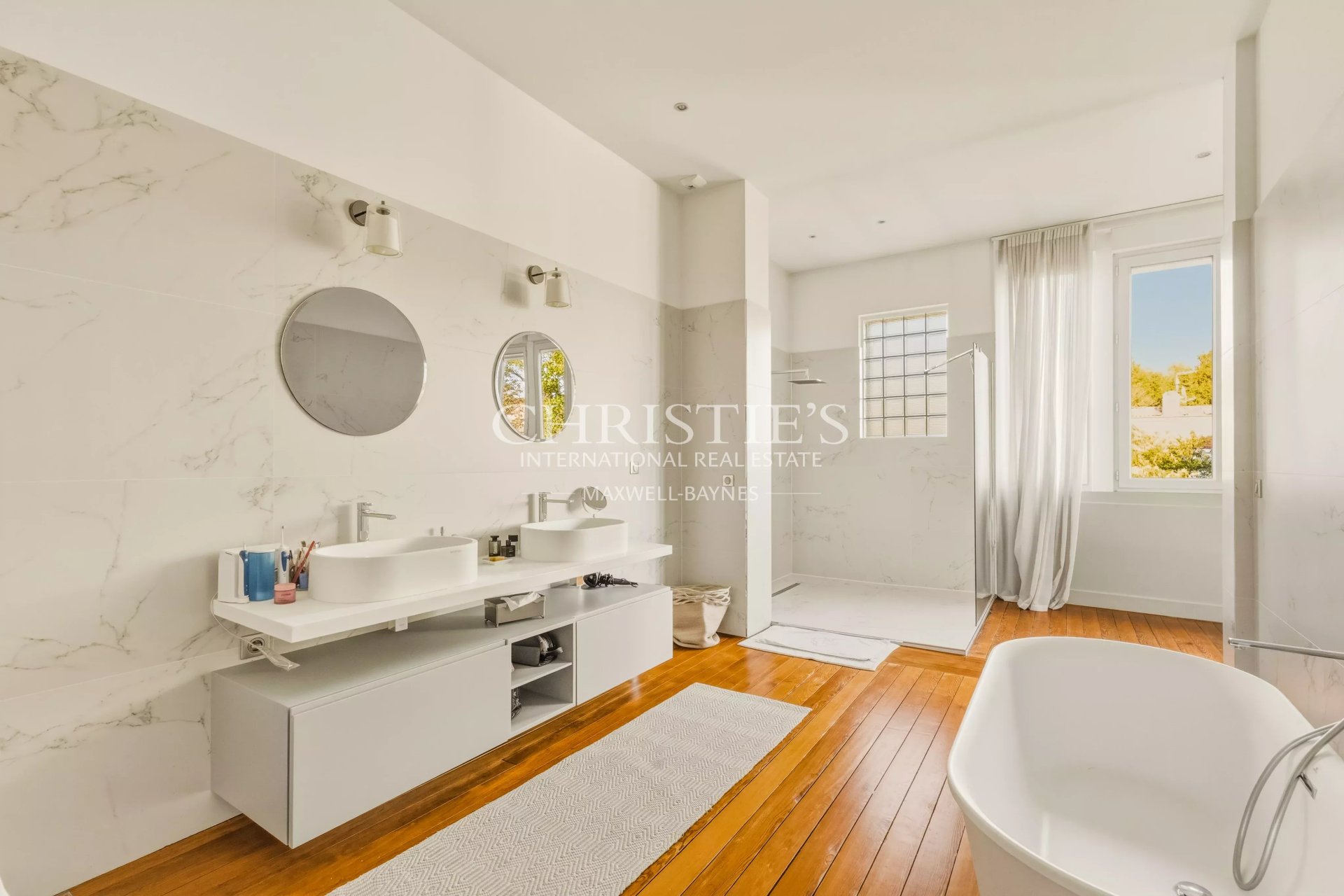 7 Bedroom Villa/Townhouse's Image 10