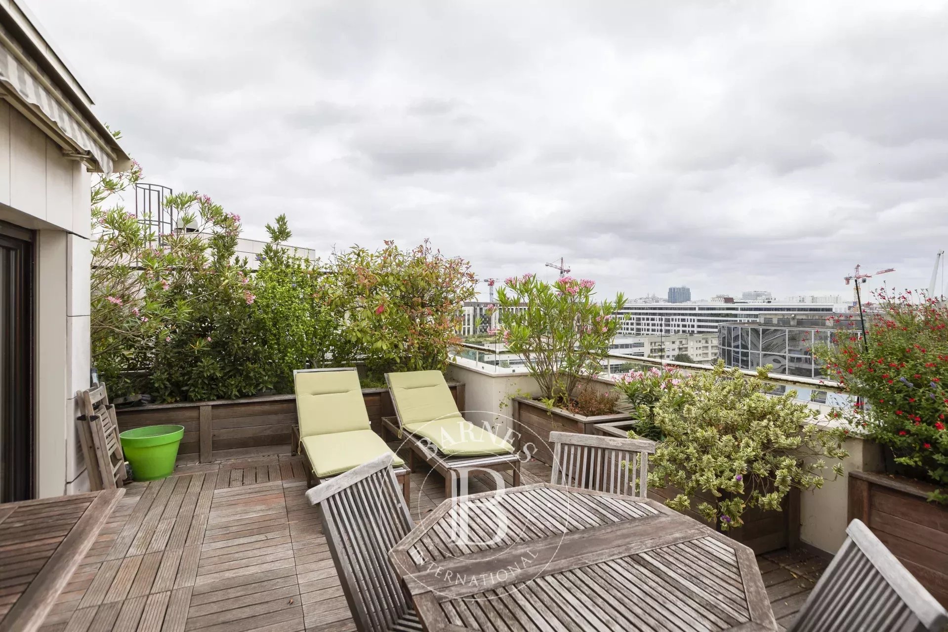 Daire Levallois-Perret - picture 10