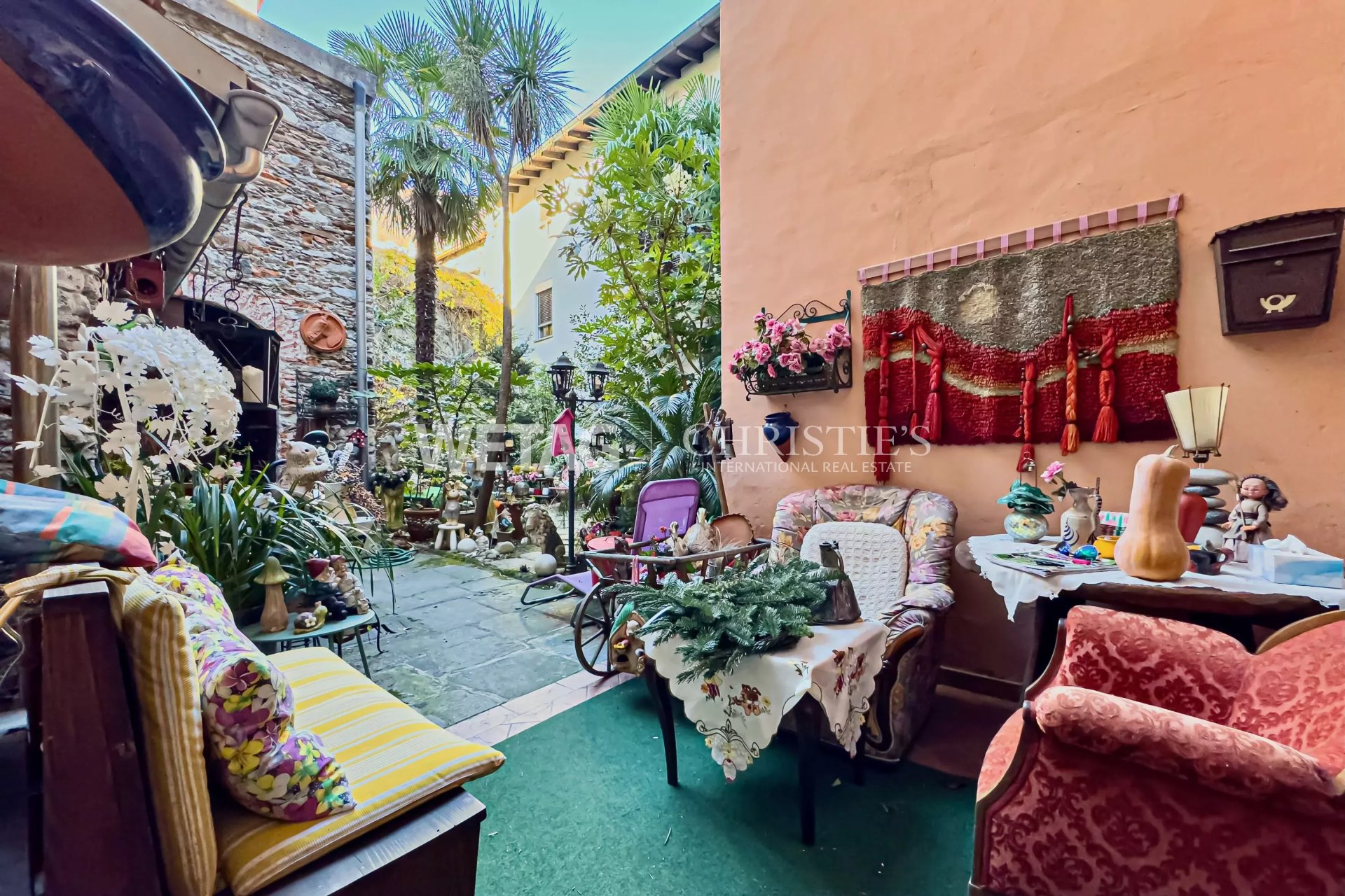 2 Bedroom Villa/Townhouse's Image 8