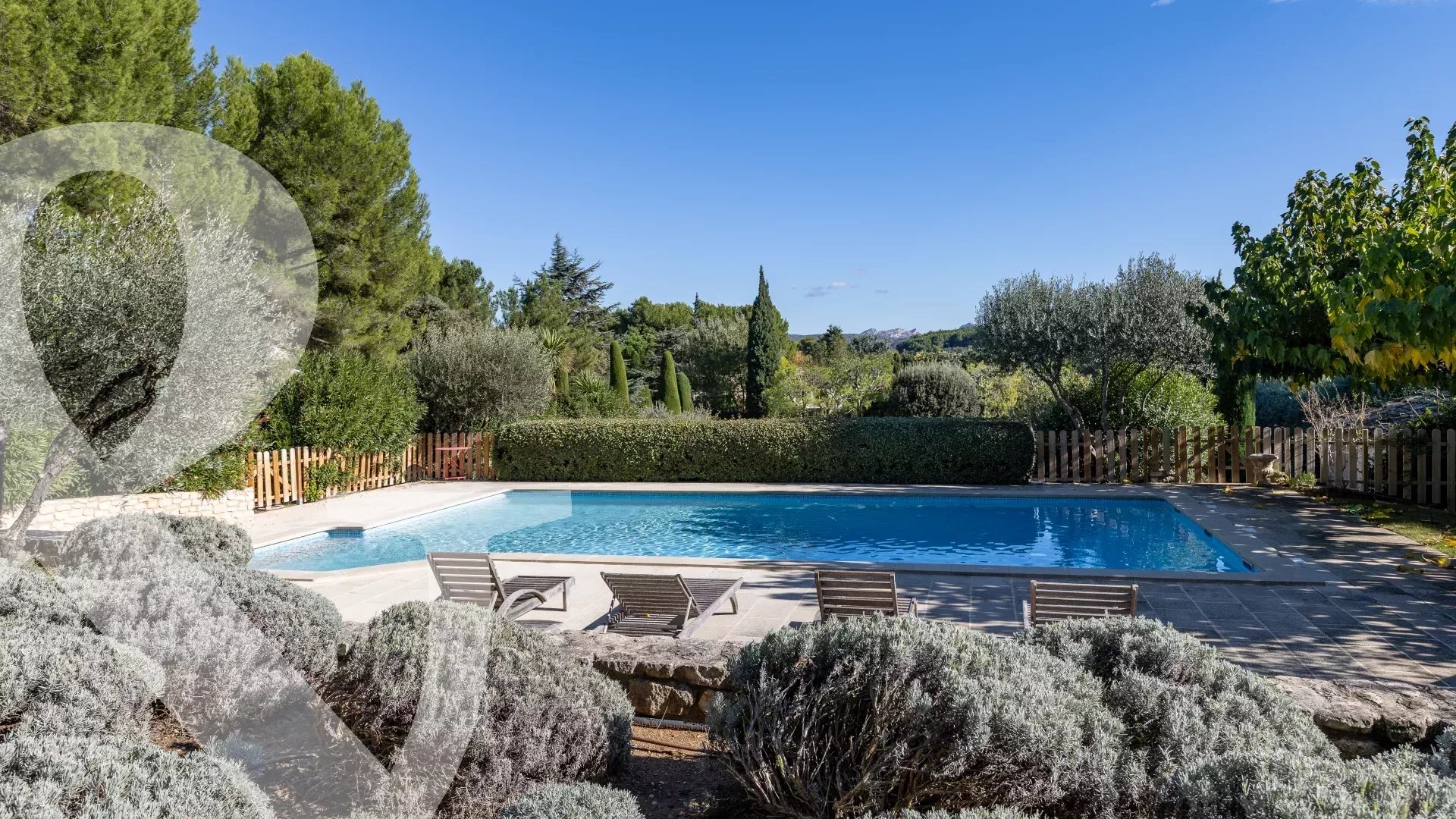 IMMERSION DANS  LES ALPILLES