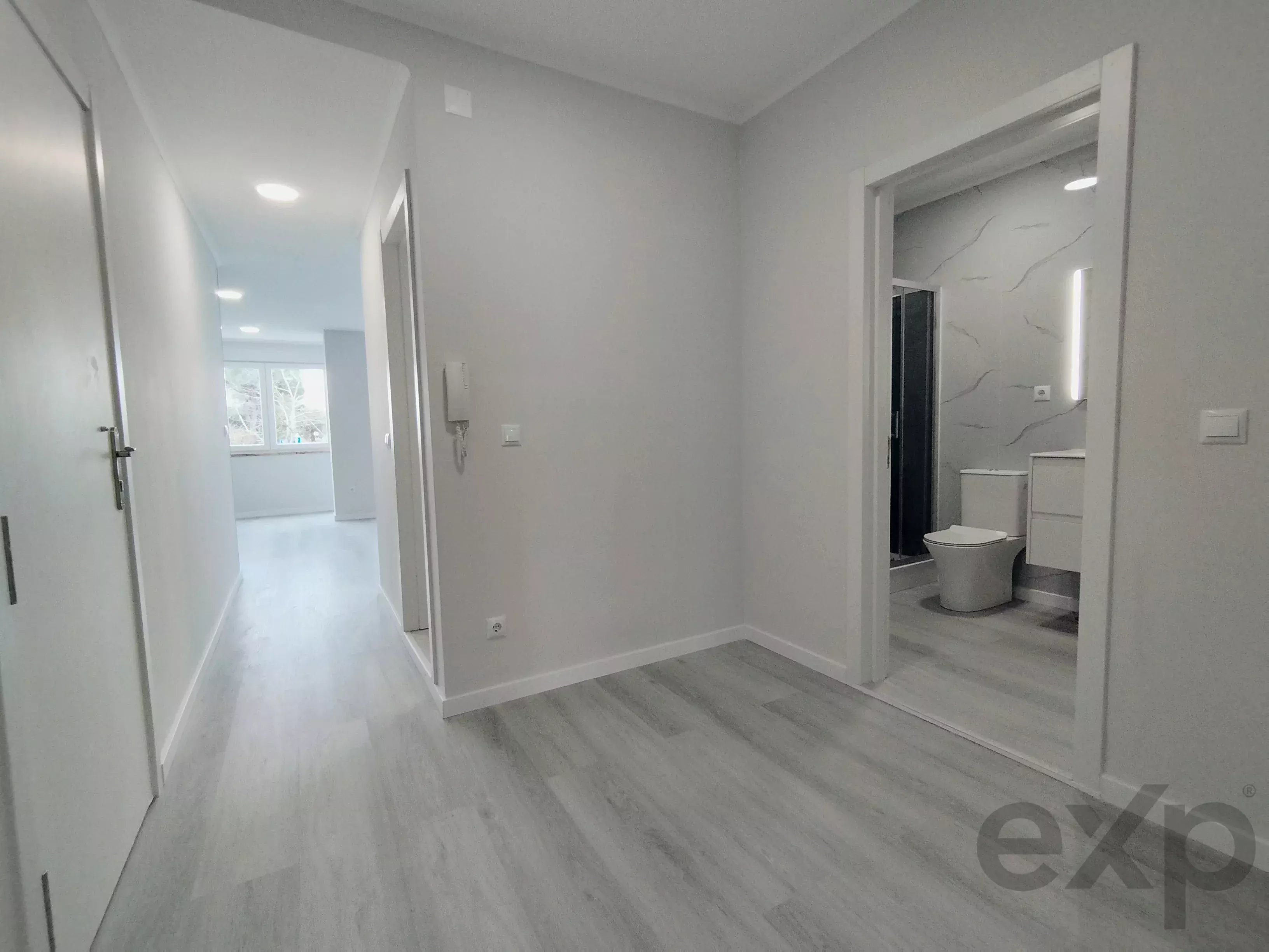 Central 2-Bedroom Apartment in Oeiras: Comfort, Elevator and Premium Location 86191632 image 6
