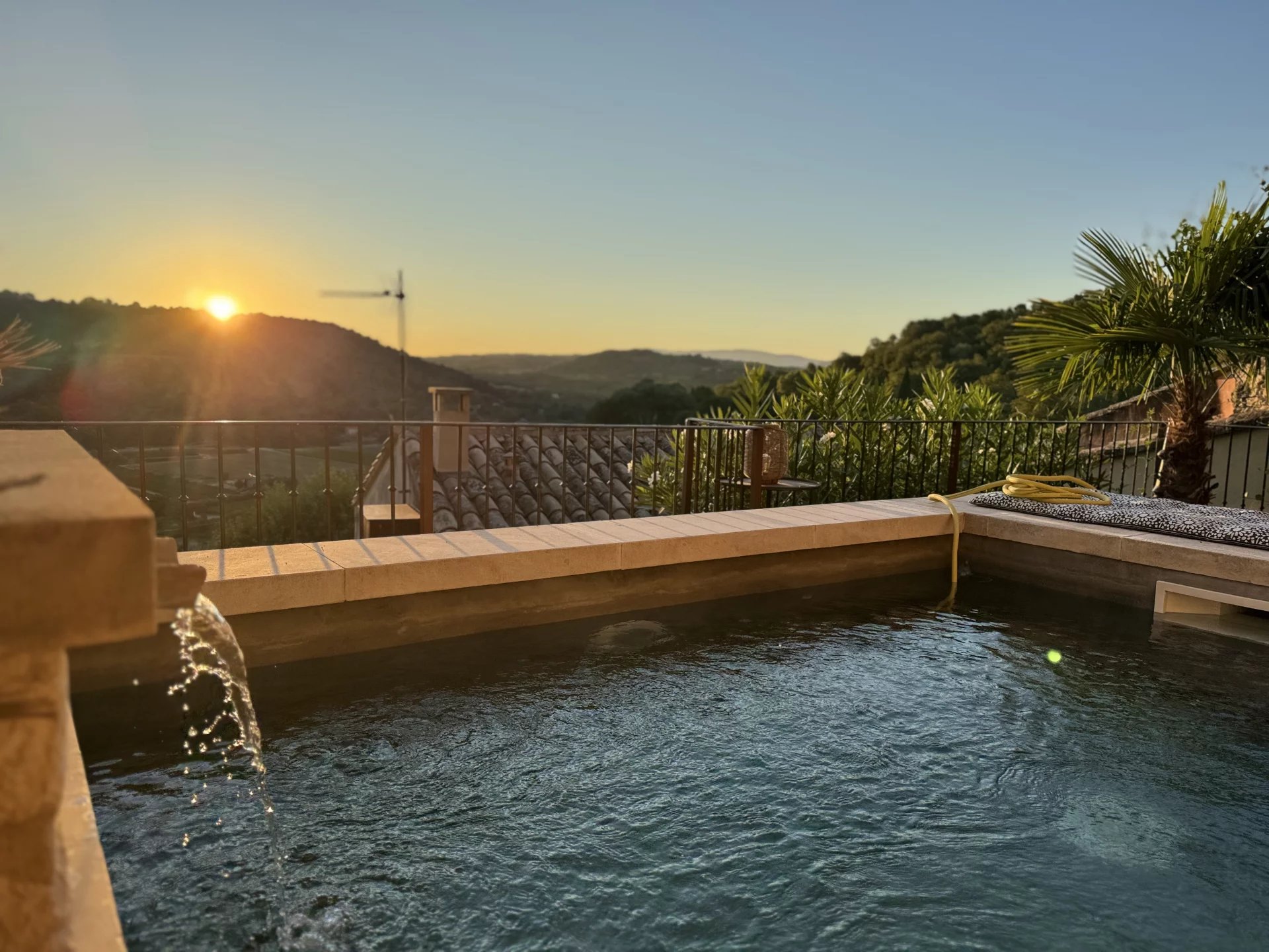 Sale Village house Ménerbes