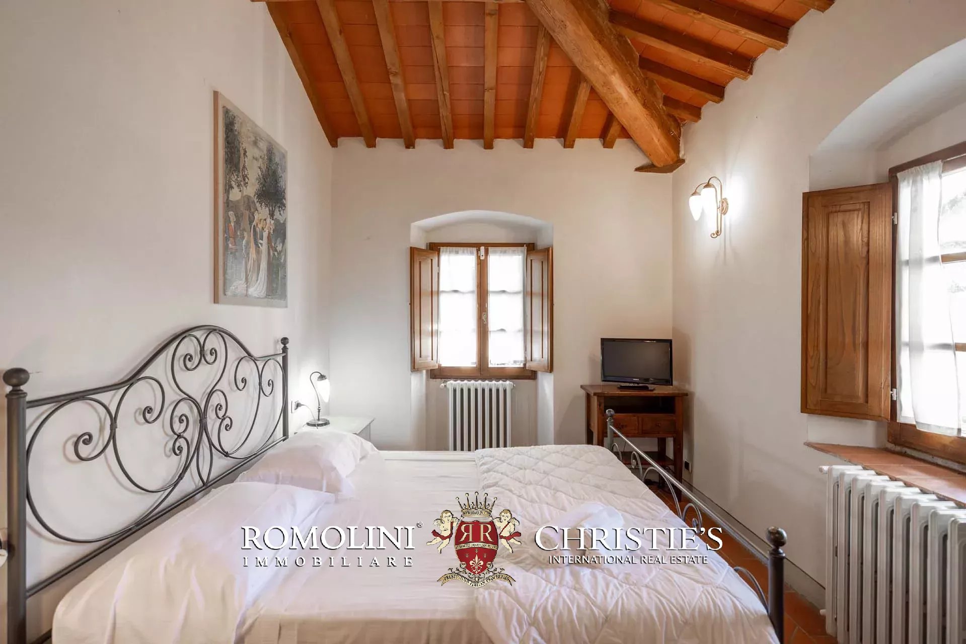 15 Bedroom Villa/Townhouse's Image 45