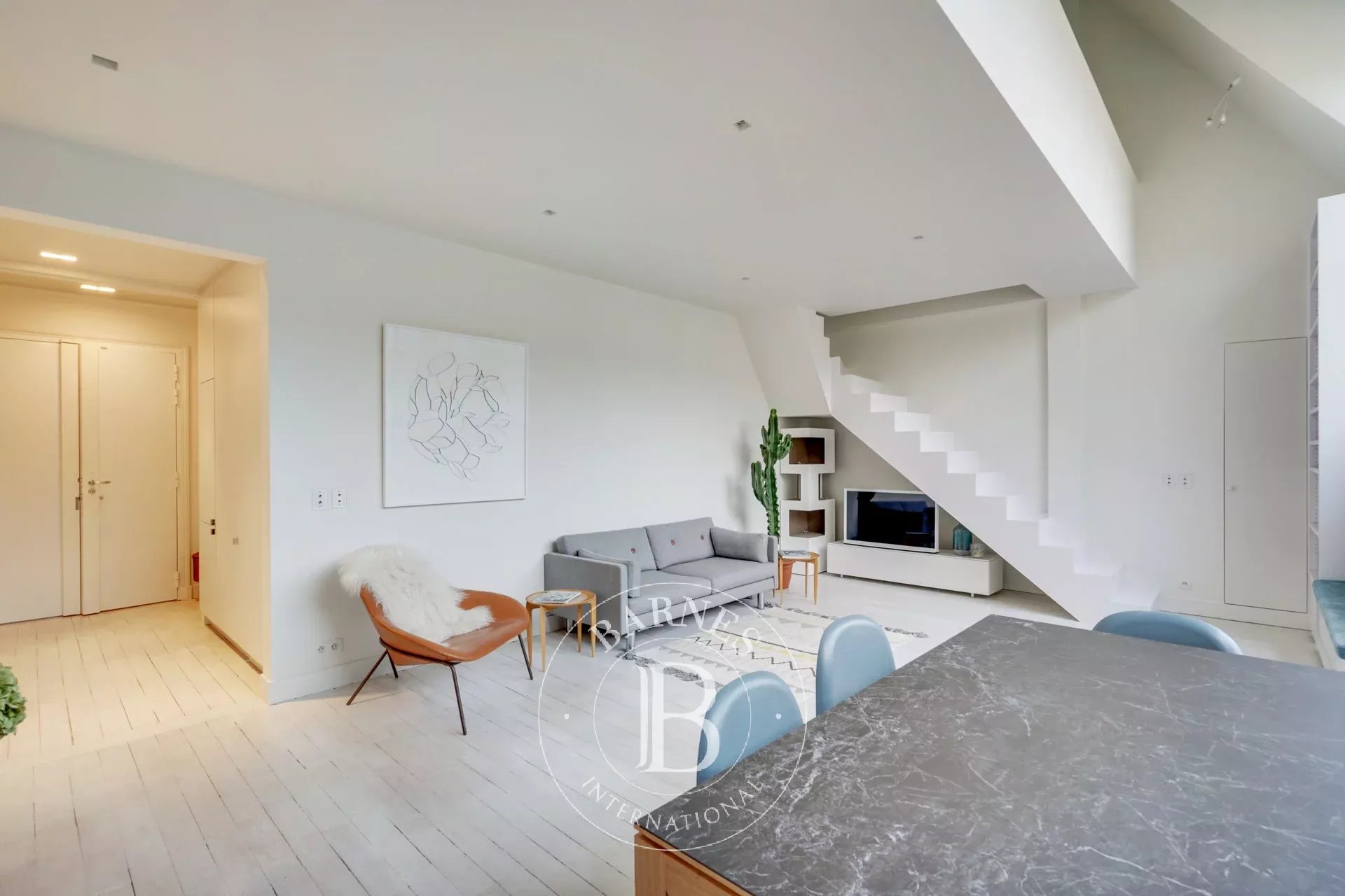 Paris 6 - Cherche-Midi - sole agent - top floor workshop - 3 bedrooms - picture 13