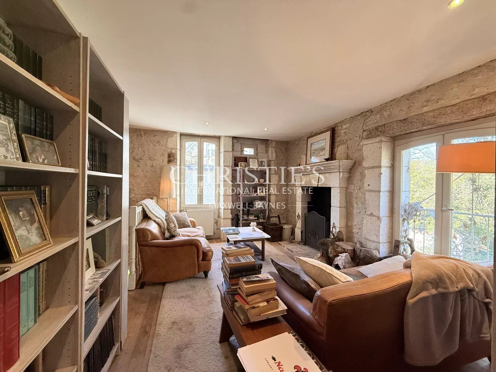 5 Bedroom Villa/Townhouse's Image 14
