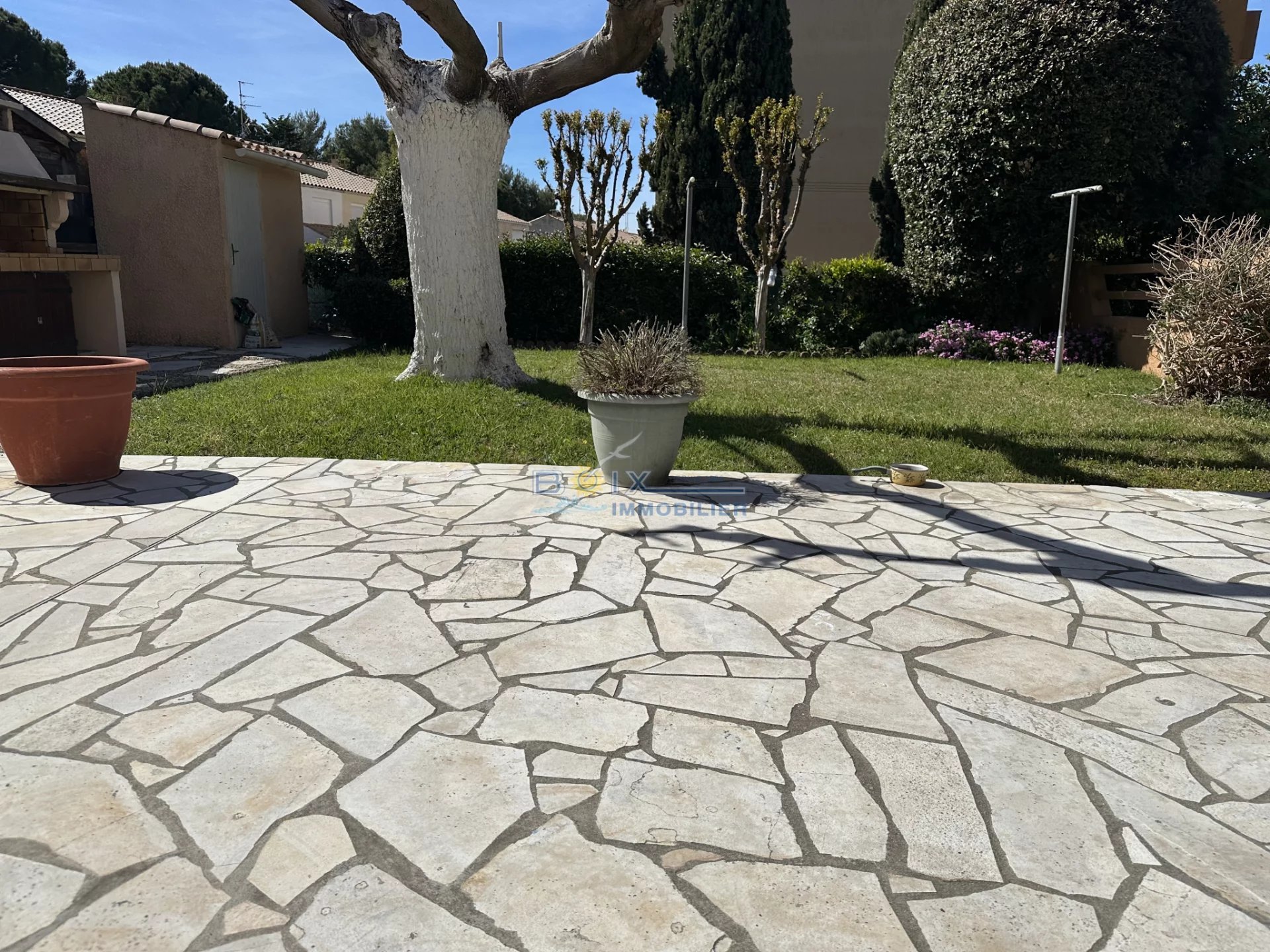 Agréable villa T4  SH 80 M2  S/ 261 M2 de terrain clos  tro