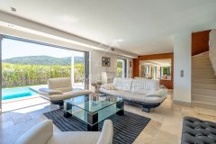 Luxury villa with high-end amenities and wellness areas — photo 6 of 7