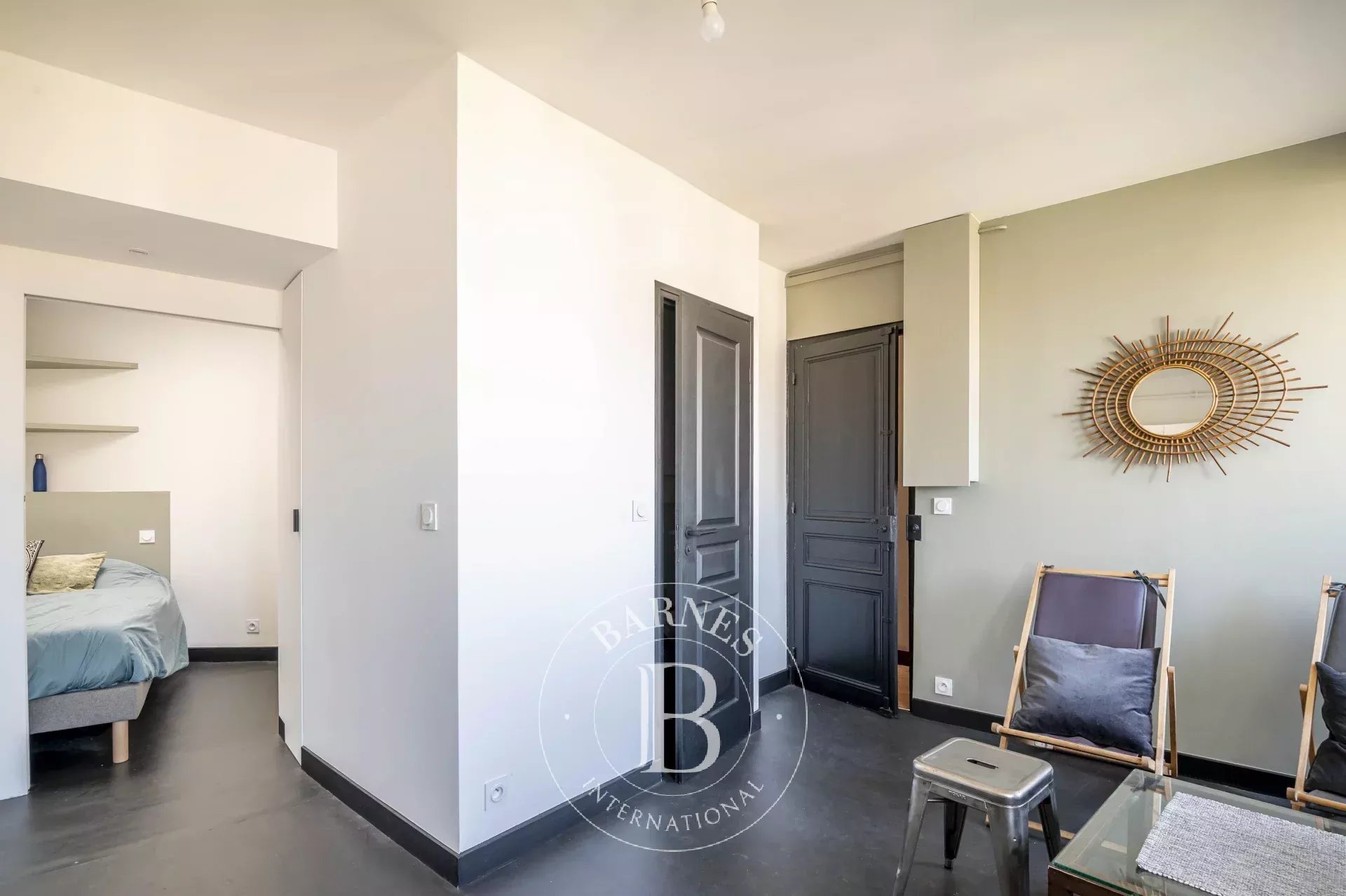 Neuilly - Roule - Pasteur - Old-build 3-bedroom apartment - Large studio - Maid's room - picture 27
