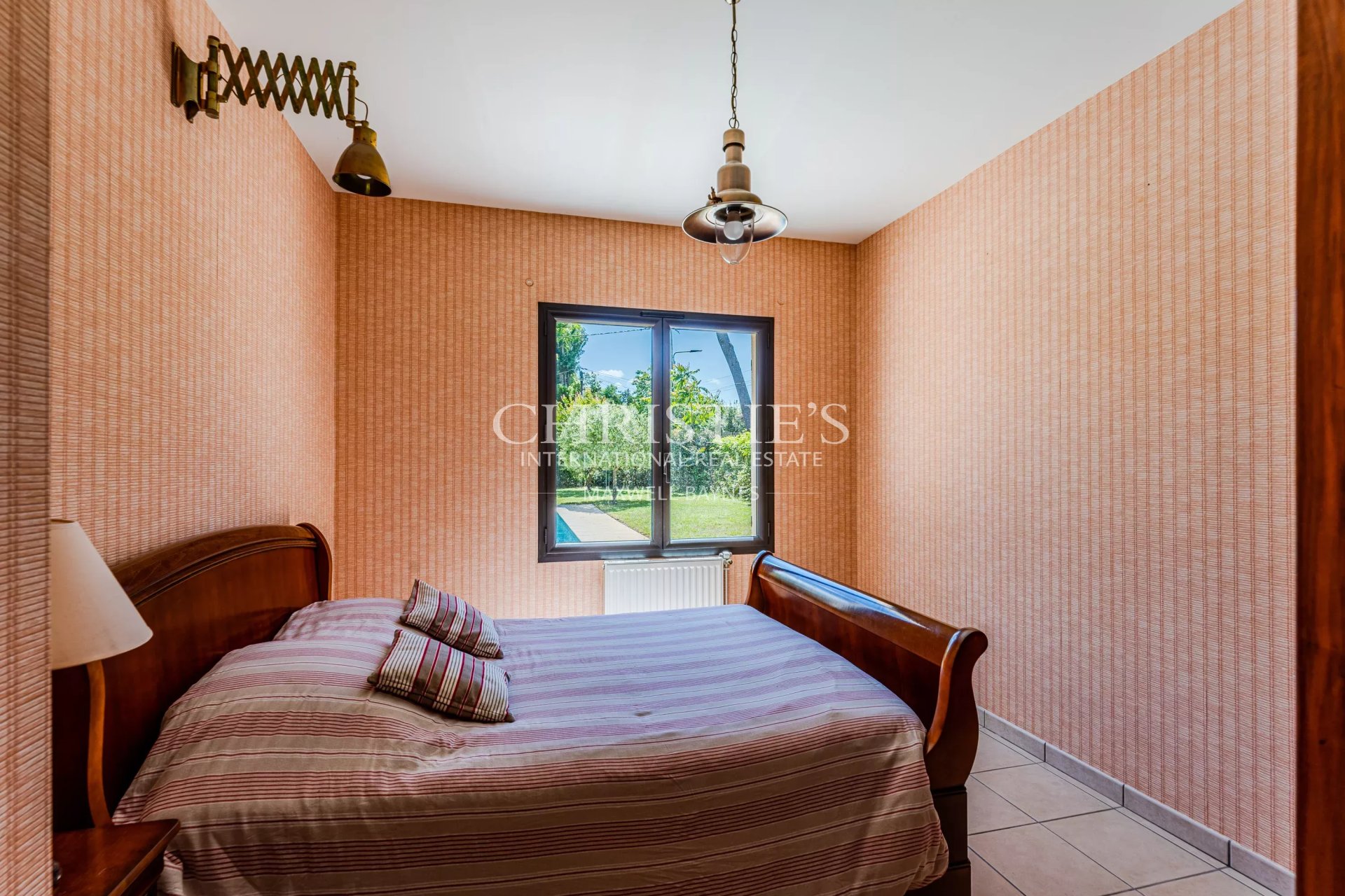 5 Bedroom Villa/Townhouse's Image 7