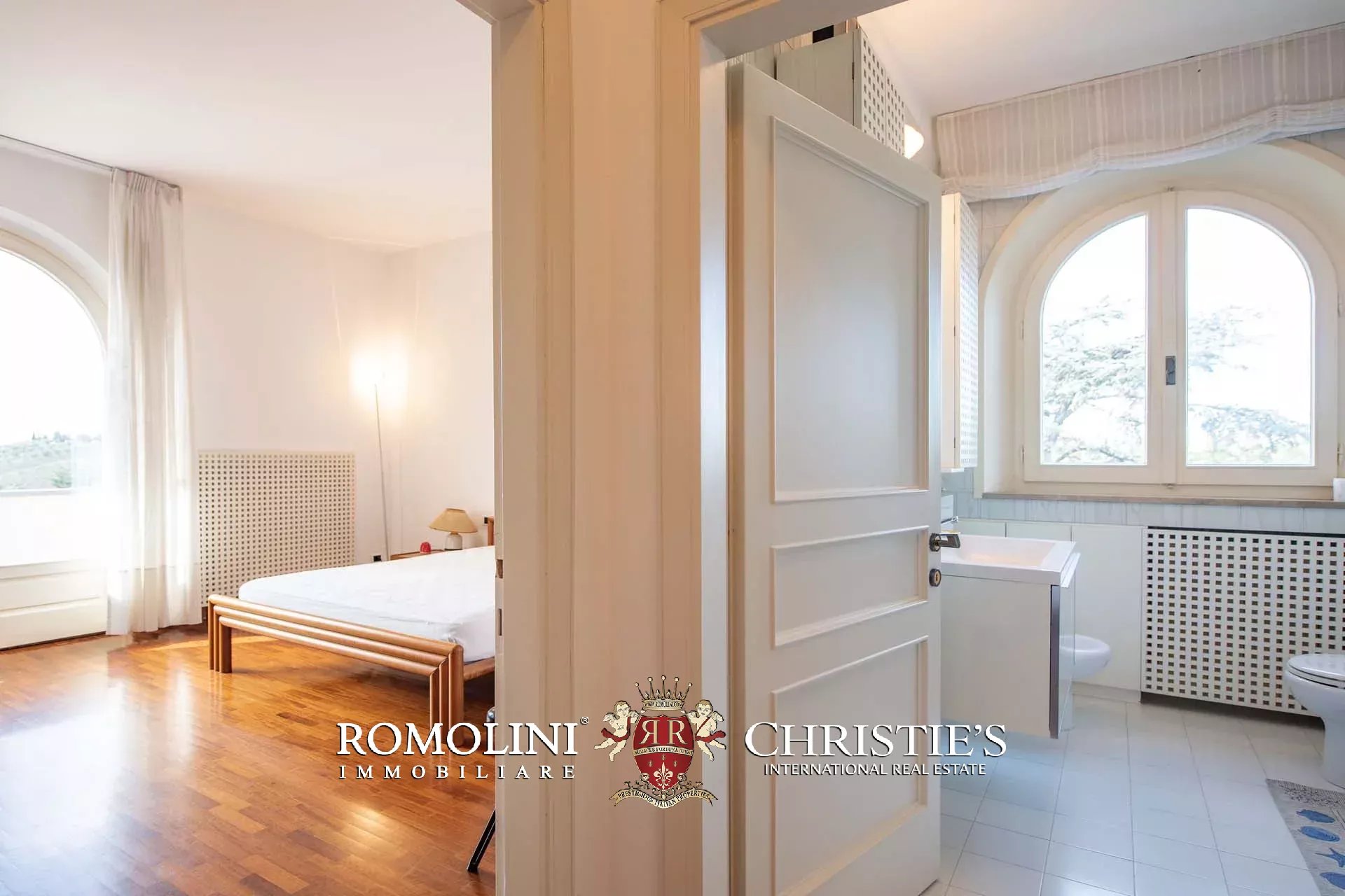 5 Bedroom Villa/Townhouse's Image 51