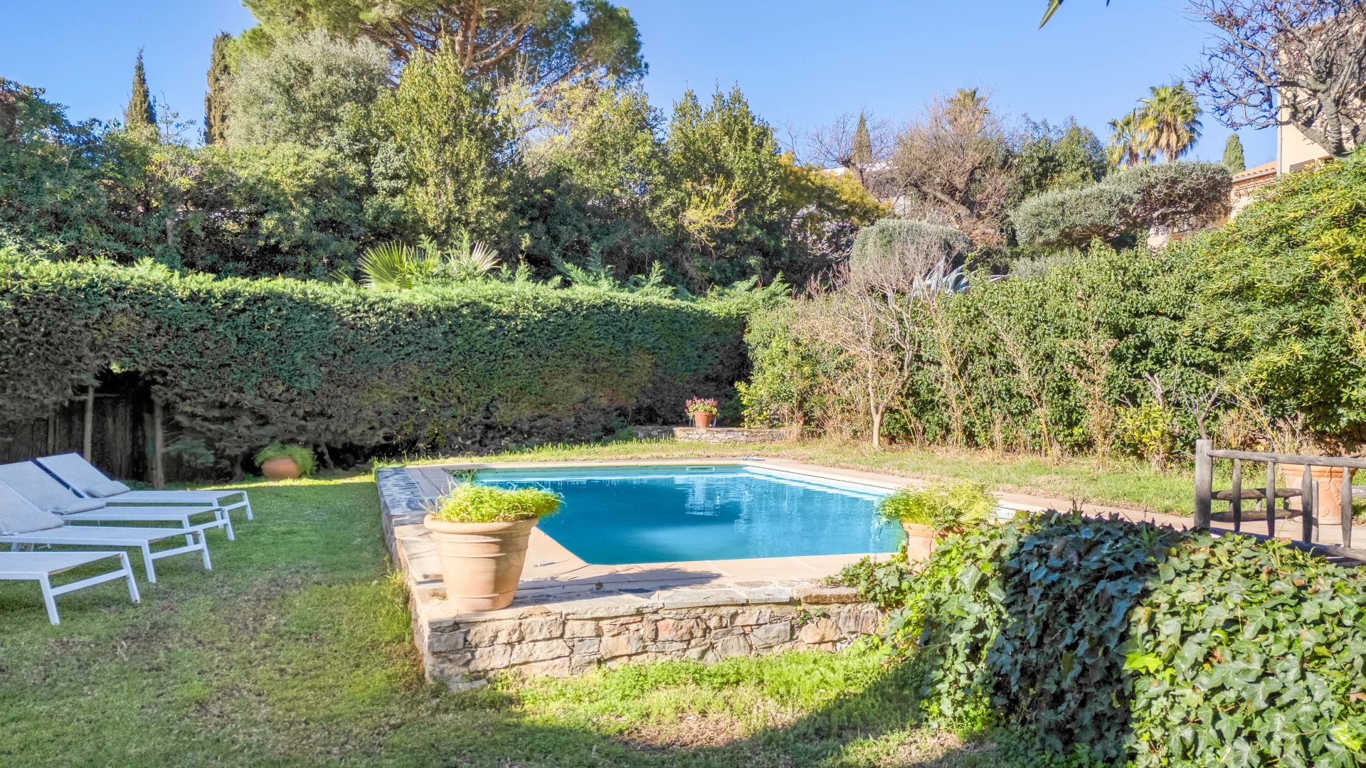 Villa en première ligne à Carqueiranne