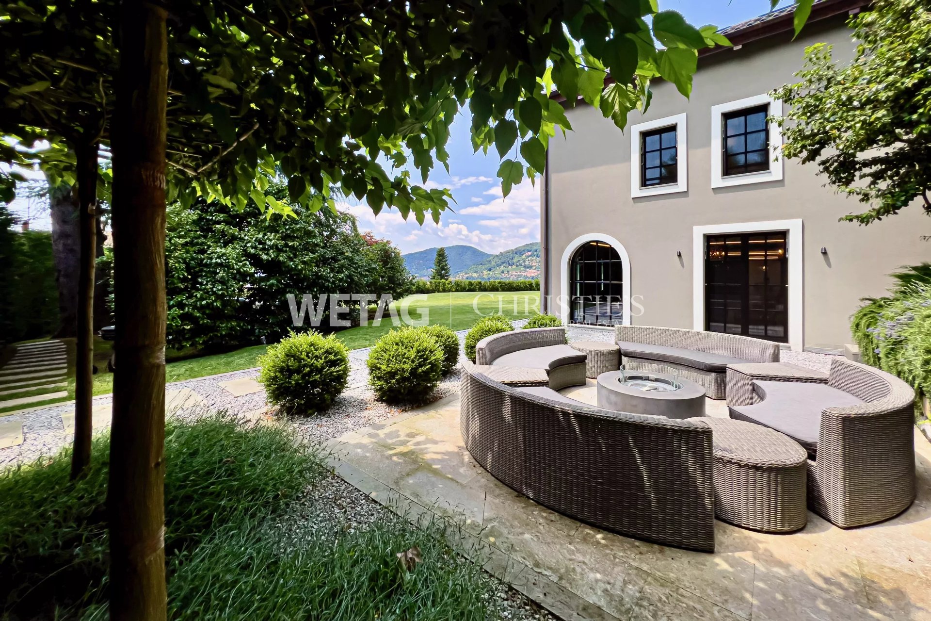 4 Bedroom Villa/Townhouse's Image 7