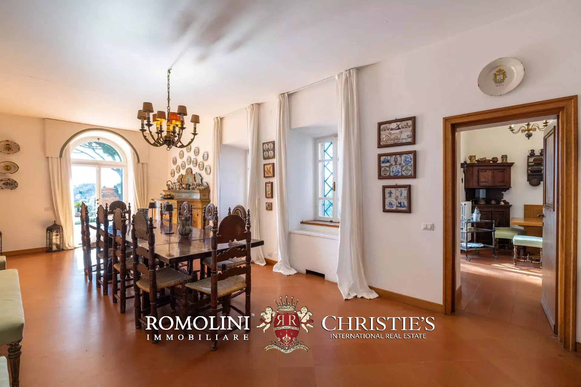 30 Bedroom Villa/Townhouse's Image 25