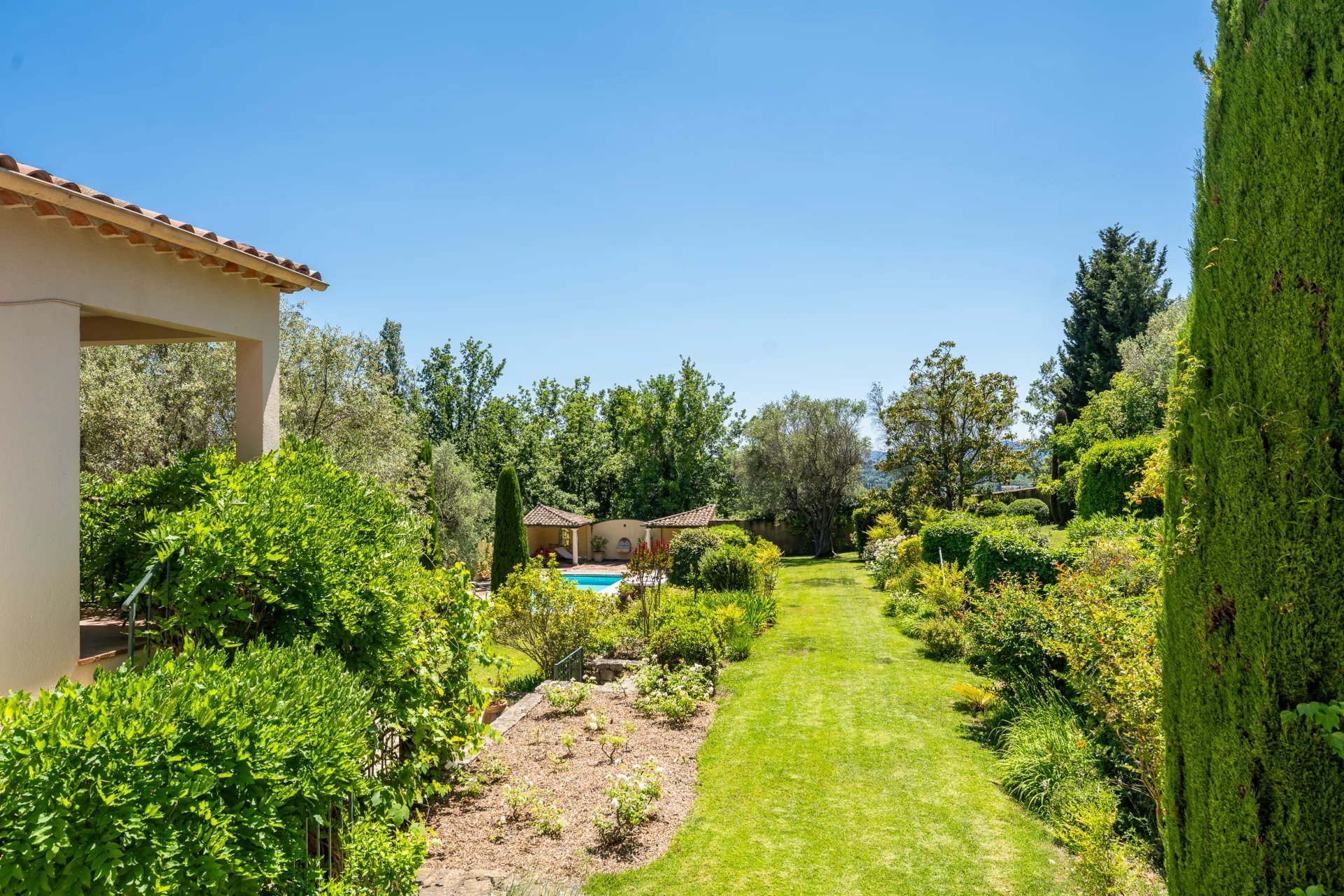 7950515-Propriété Opio