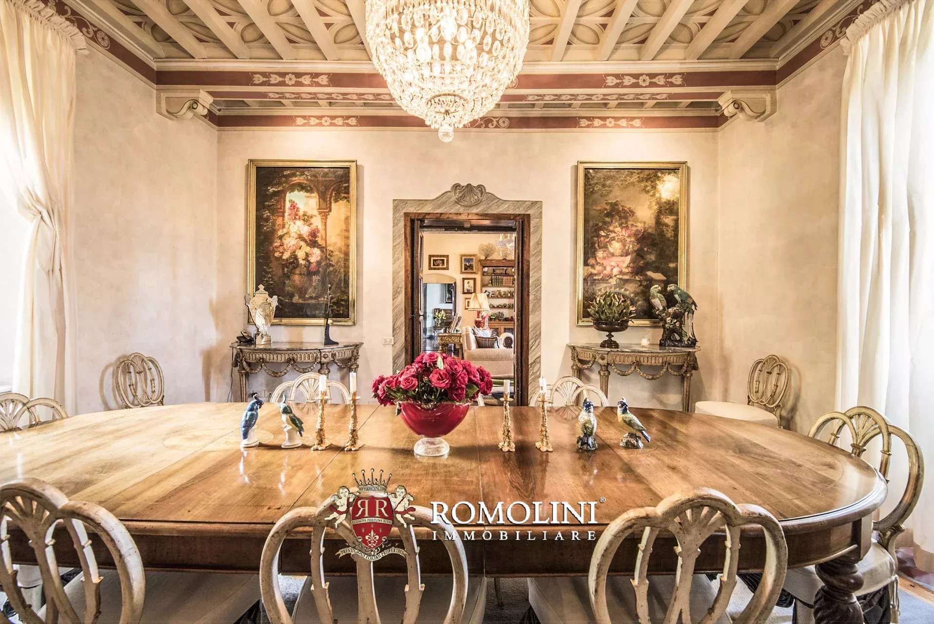 8 Bedroom Villa/Townhouse's Image 29