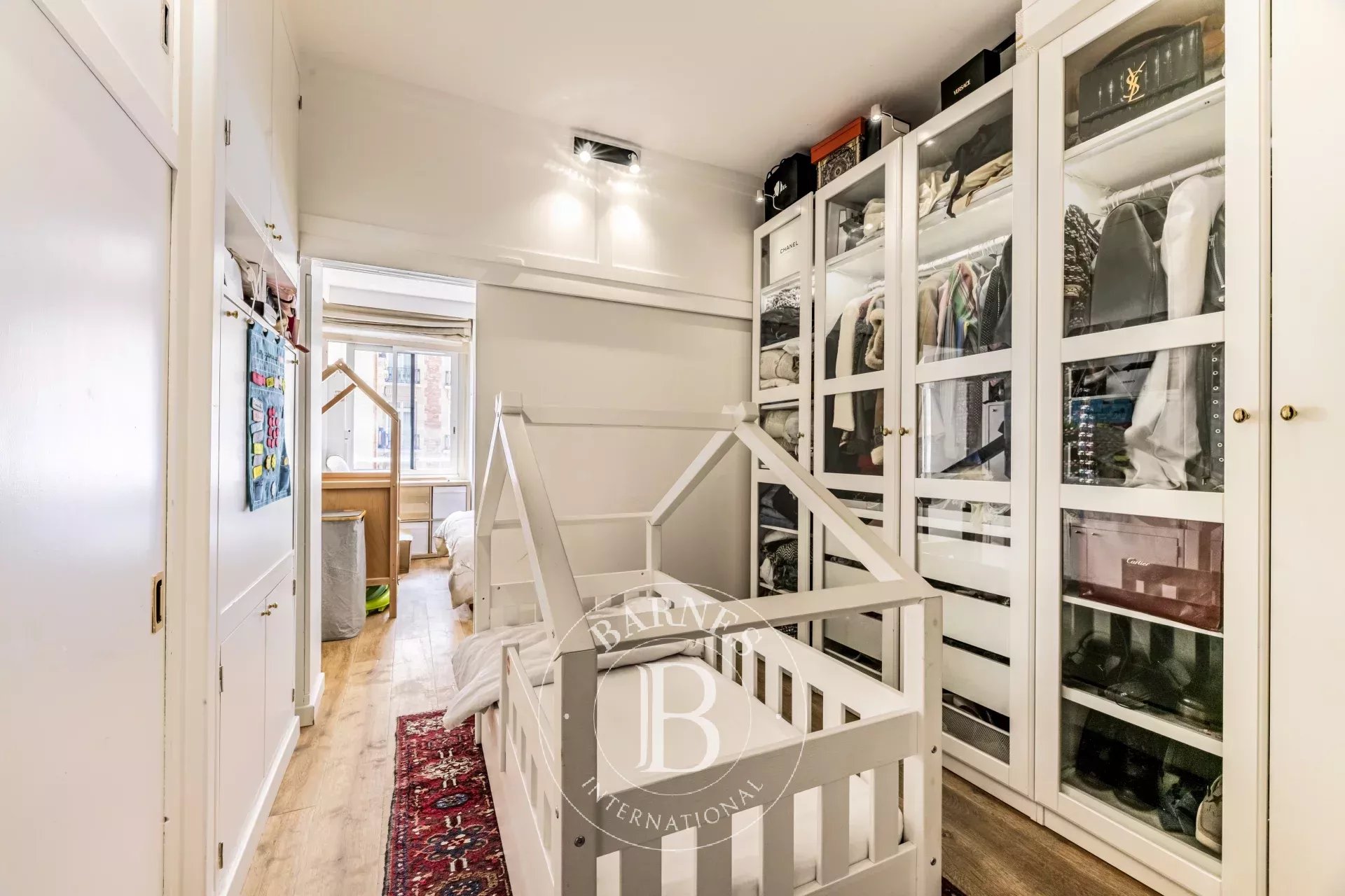 Daire Paris 8ème - picture 8