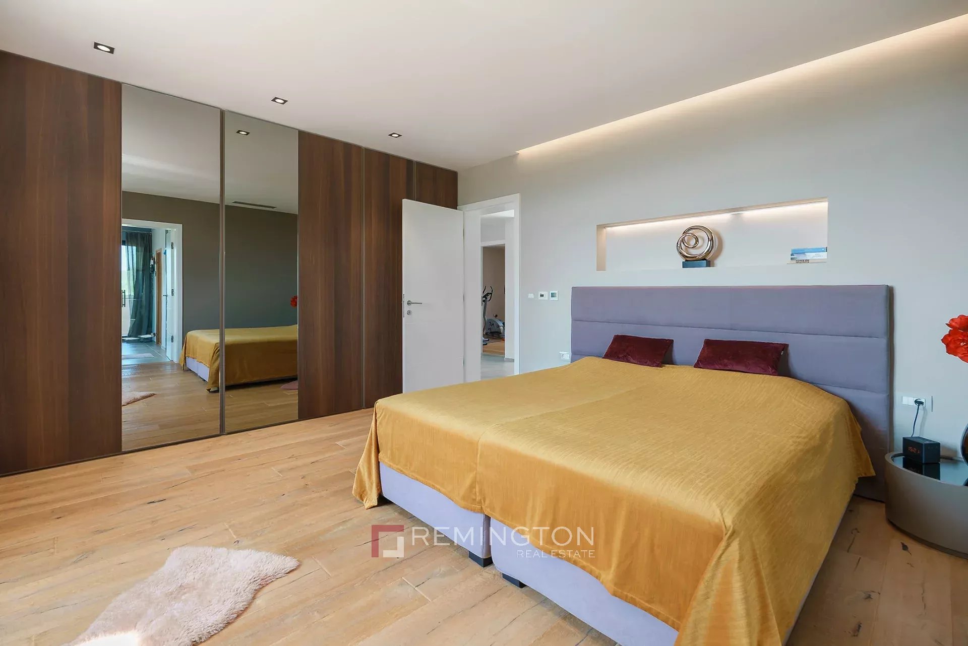 3 Bedroom Villa/Townhouse's Image 5