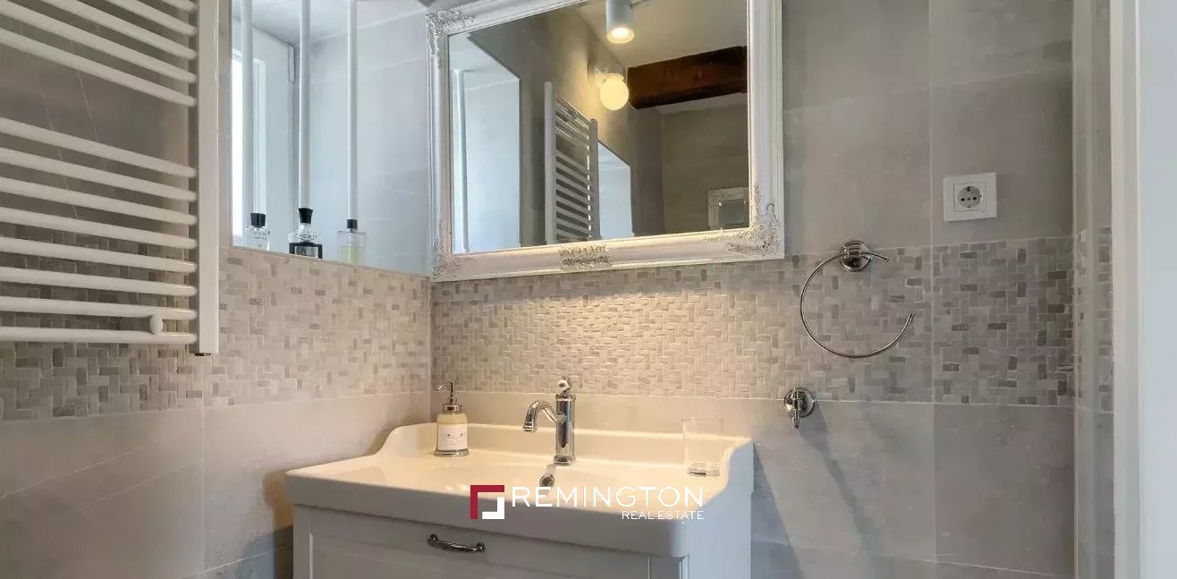 5 Bedroom Villa/Townhouse's Image 23