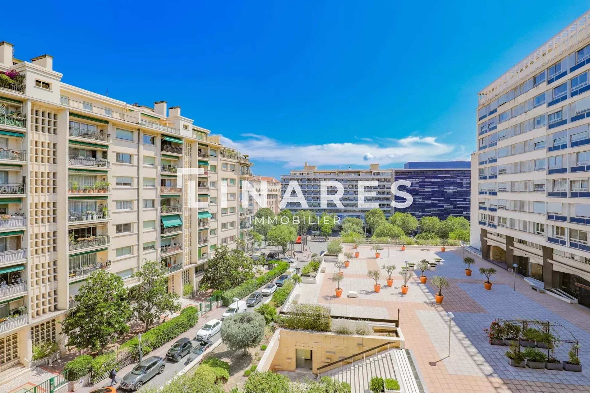 LE SPACIEUX GOYA – Appartement T4 de 127m2  avec terrasses – 13008- Carré d'Or