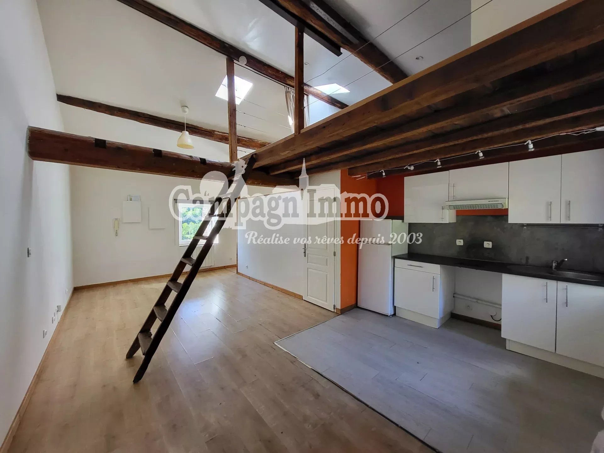 Agence immobilière de 