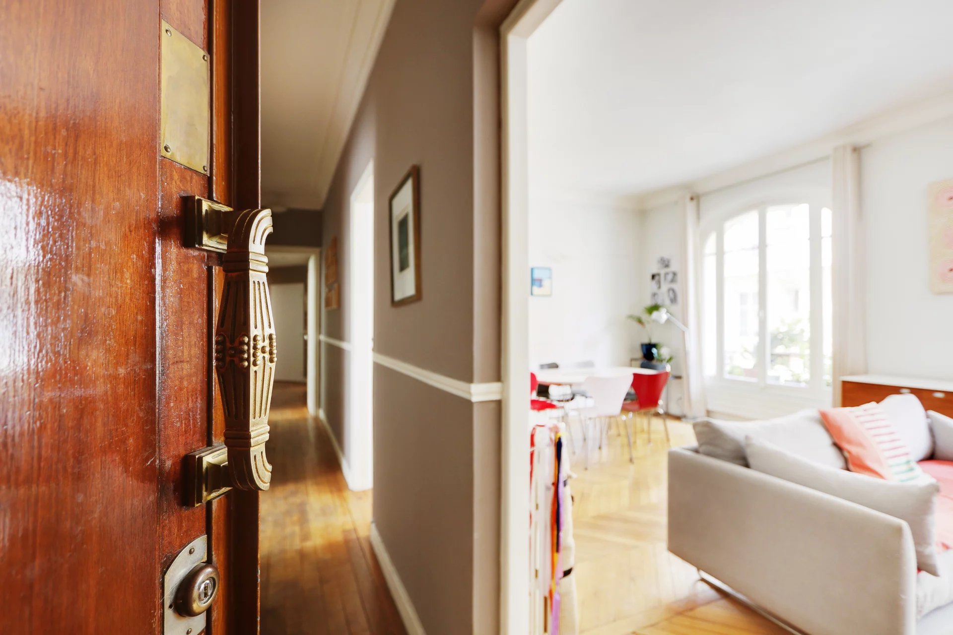 Montmartre – Appartement rénové, possibilité 2 chambres - Image Array
