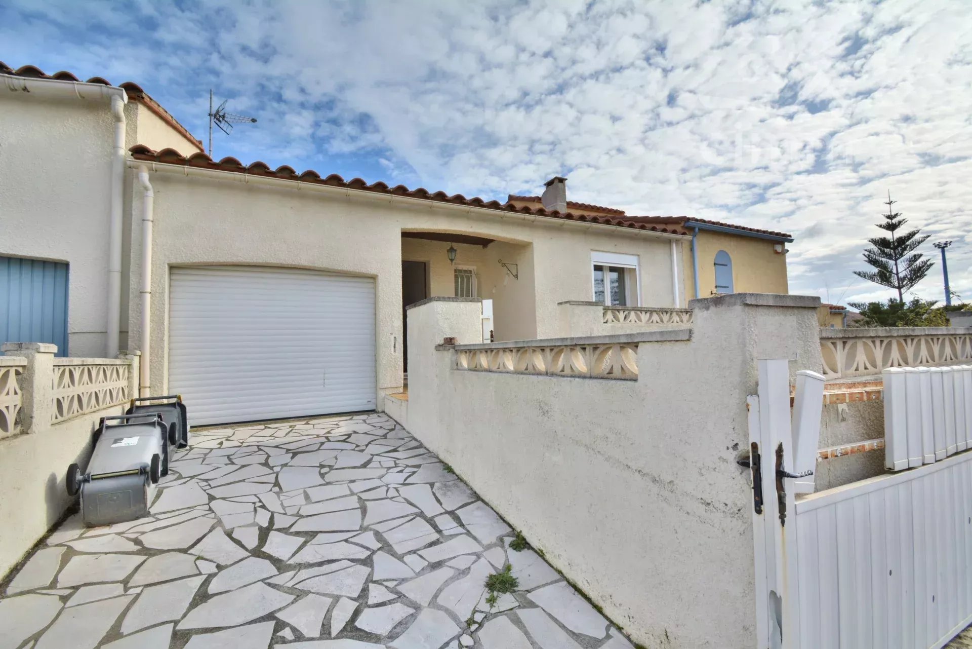 Agence immobilière de 